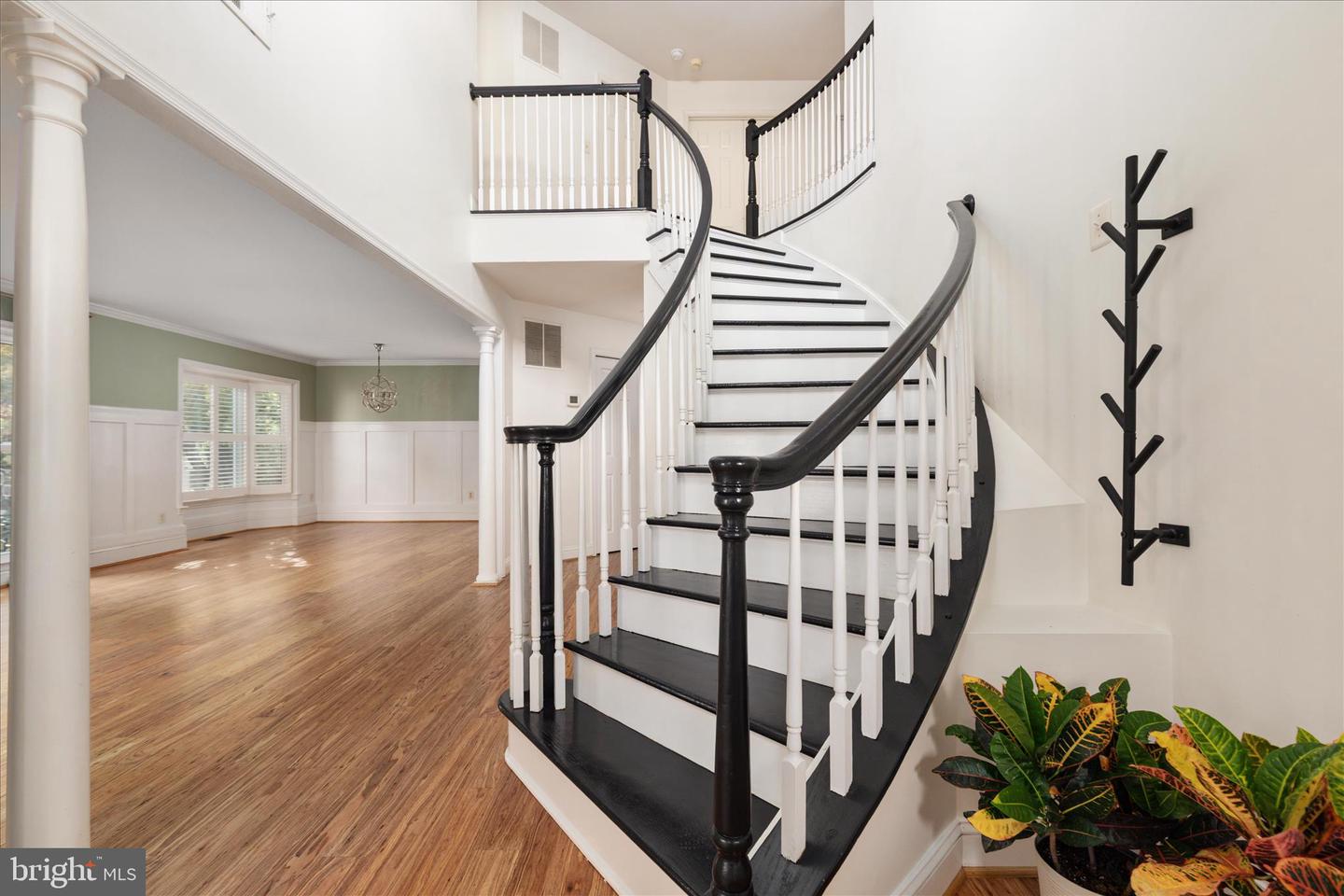 13621 OLD CHATWOOD PL, CHANTILLY, Virginia 20151, 4 Bedrooms Bedrooms, ,3 BathroomsBathrooms,Residential,For sale,13621 OLD CHATWOOD PL,VAFX2275572 MLS # VAFX2275572 13621 OLD CHATWOOD PL, CHANTILLY, Virginia 20151, 4 Bedrooms Bedrooms, ,3 BathroomsBathrooms,Residential,For sale,13621 OLD CHATWOOD PL,VAFX2275572 MLS # VAFX2275572