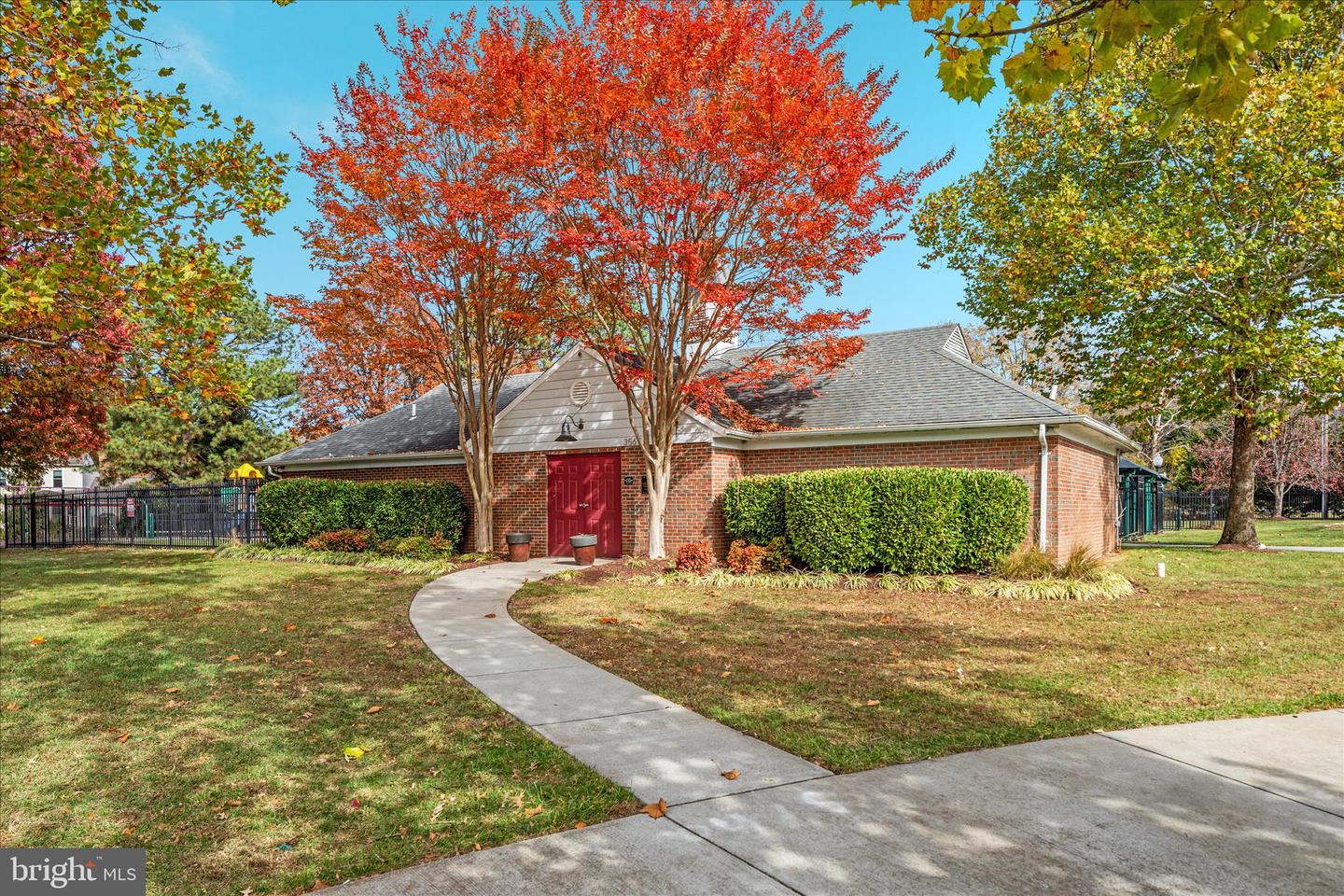 13621 OLD CHATWOOD PL, CHANTILLY, Virginia 20151, 4 Bedrooms Bedrooms, ,3 BathroomsBathrooms,Residential,For sale,13621 OLD CHATWOOD PL,VAFX2275572 MLS # VAFX2275572 13621 OLD CHATWOOD PL, CHANTILLY, Virginia 20151, 4 Bedrooms Bedrooms, ,3 BathroomsBathrooms,Residential,For sale,13621 OLD CHATWOOD PL,VAFX2275572 MLS # VAFX2275572