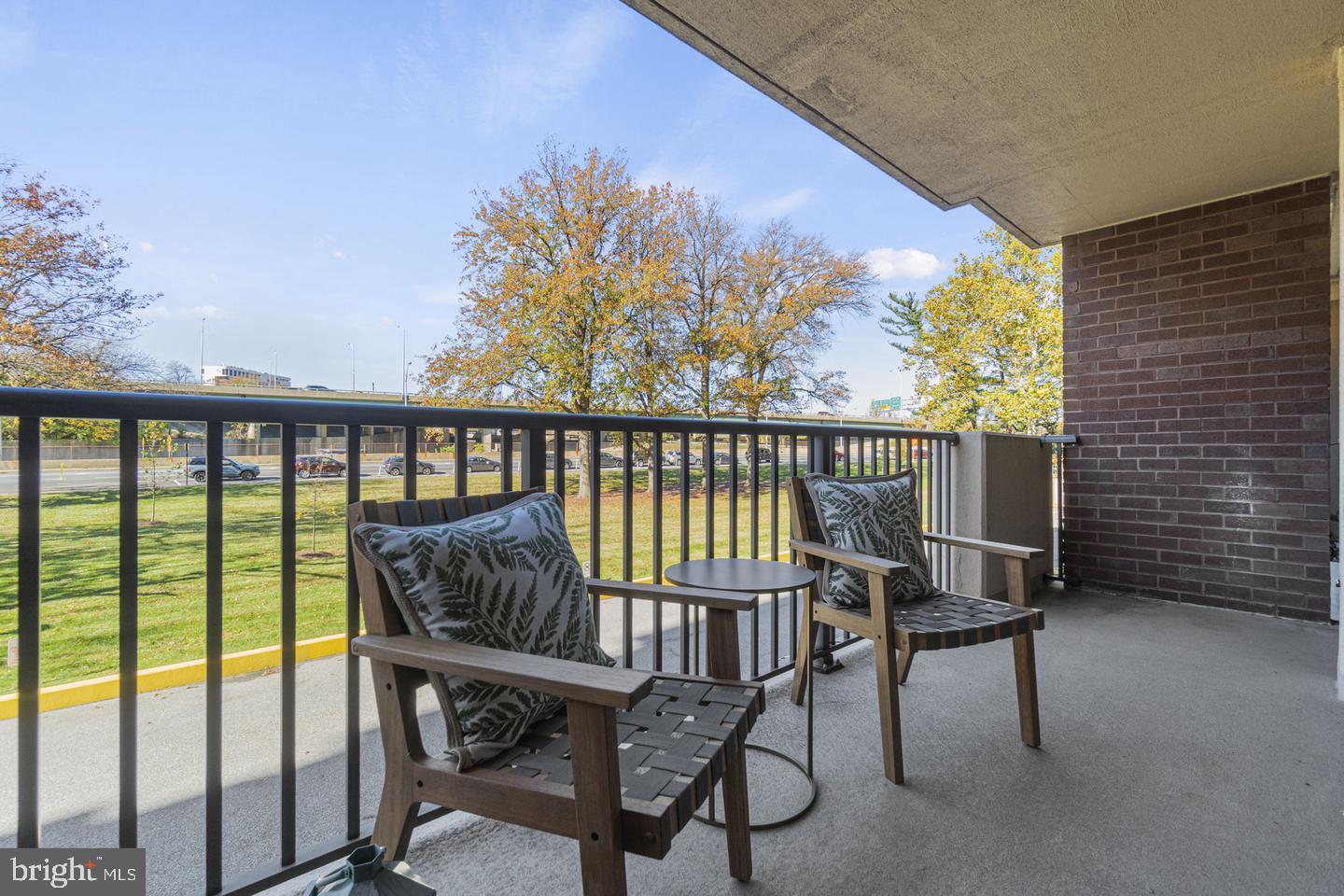 1300 ARMY NAVY DR #104, ARLINGTON, Virginia 22202, 1 Bedroom Bedrooms, 4 Rooms Rooms,1 BathroomBathrooms,Residential,For sale,1300 ARMY NAVY DR #104,VAAR2065236 MLS # VAAR2065236 1300 ARMY NAVY DR #104, ARLINGTON, Virginia 22202, 1 Bedroom Bedrooms, 4 Rooms Rooms,1 BathroomBathrooms,Residential,For sale,1300 ARMY NAVY DR #104,VAAR2065236 MLS # VAAR2065236