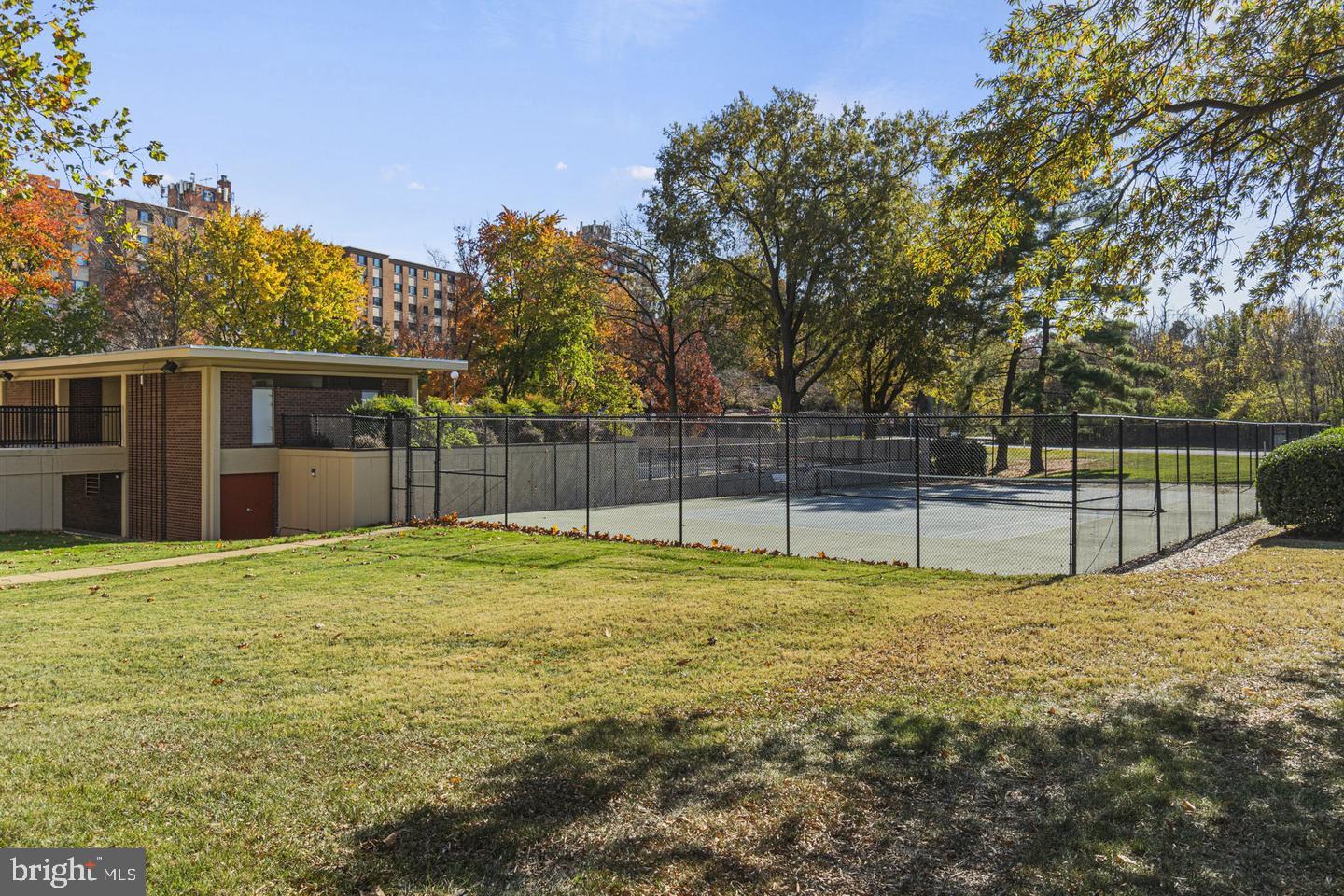 1300 ARMY NAVY DR #104, ARLINGTON, Virginia 22202, 1 Bedroom Bedrooms, 4 Rooms Rooms,1 BathroomBathrooms,Residential,For sale,1300 ARMY NAVY DR #104,VAAR2065236 MLS # VAAR2065236 1300 ARMY NAVY DR #104, ARLINGTON, Virginia 22202, 1 Bedroom Bedrooms, 4 Rooms Rooms,1 BathroomBathrooms,Residential,For sale,1300 ARMY NAVY DR #104,VAAR2065236 MLS # VAAR2065236