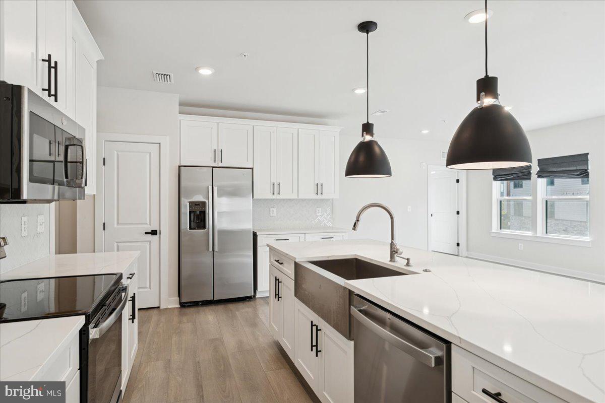 12850 MOSAIC PARK WAY #2-A, HERNDON, Virginia 20171, 2 Bedrooms Bedrooms, 5 Rooms Rooms,2 BathroomsBathrooms,Residential,For sale,12850 MOSAIC PARK WAY #2-A,VAFX2275904 MLS # VAFX2275904 12850 MOSAIC PARK WAY #2-A, HERNDON, Virginia 20171, 2 Bedrooms Bedrooms, 5 Rooms Rooms,2 BathroomsBathrooms,Residential,For sale,12850 MOSAIC PARK WAY #2-A,VAFX2275904 MLS # VAFX2275904