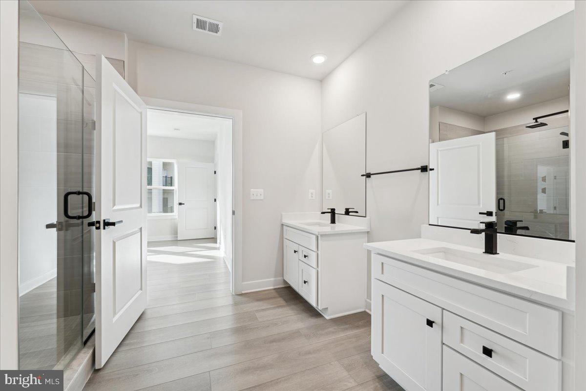 12850 MOSAIC PARK WAY #2-A, HERNDON, Virginia 20171, 2 Bedrooms Bedrooms, 5 Rooms Rooms,2 BathroomsBathrooms,Residential,For sale,12850 MOSAIC PARK WAY #2-A,VAFX2275904 MLS # VAFX2275904 12850 MOSAIC PARK WAY #2-A, HERNDON, Virginia 20171, 2 Bedrooms Bedrooms, 5 Rooms Rooms,2 BathroomsBathrooms,Residential,For sale,12850 MOSAIC PARK WAY #2-A,VAFX2275904 MLS # VAFX2275904