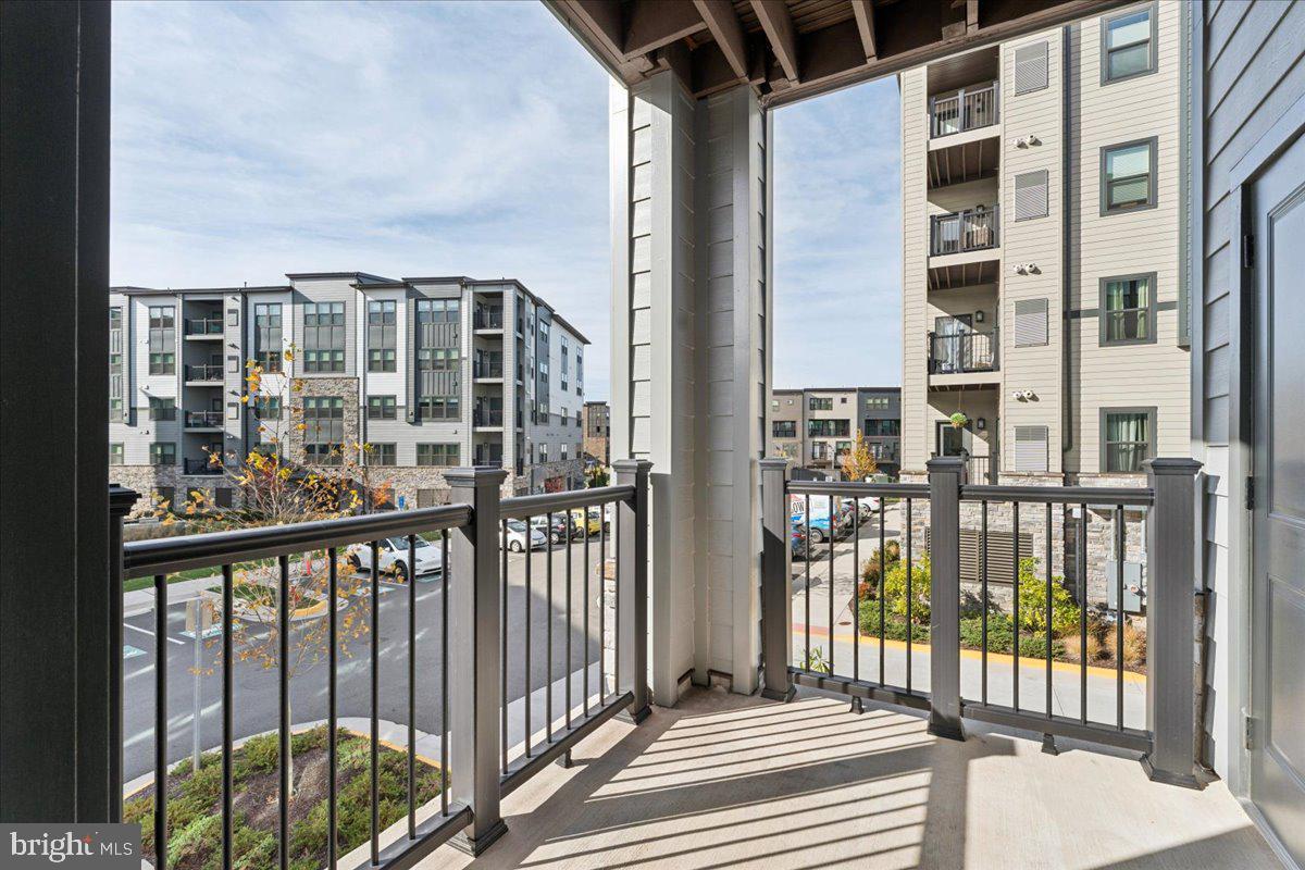 12850 MOSAIC PARK WAY #2-A, HERNDON, Virginia 20171, 2 Bedrooms Bedrooms, 5 Rooms Rooms,2 BathroomsBathrooms,Residential,For sale,12850 MOSAIC PARK WAY #2-A,VAFX2275904 MLS # VAFX2275904 12850 MOSAIC PARK WAY #2-A, HERNDON, Virginia 20171, 2 Bedrooms Bedrooms, 5 Rooms Rooms,2 BathroomsBathrooms,Residential,For sale,12850 MOSAIC PARK WAY #2-A,VAFX2275904 MLS # VAFX2275904