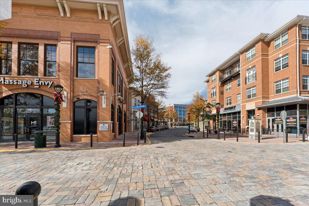 12850 MOSAIC PARK WAY #2-A, HERNDON, Virginia 20171, 2 Bedrooms Bedrooms, 5 Rooms Rooms,2 BathroomsBathrooms,Residential,For sale,12850 MOSAIC PARK WAY #2-A,VAFX2275904 MLS # VAFX2275904 12850 MOSAIC PARK WAY #2-A, HERNDON, Virginia 20171, 2 Bedrooms Bedrooms, 5 Rooms Rooms,2 BathroomsBathrooms,Residential,For sale,12850 MOSAIC PARK WAY #2-A,VAFX2275904 MLS # VAFX2275904