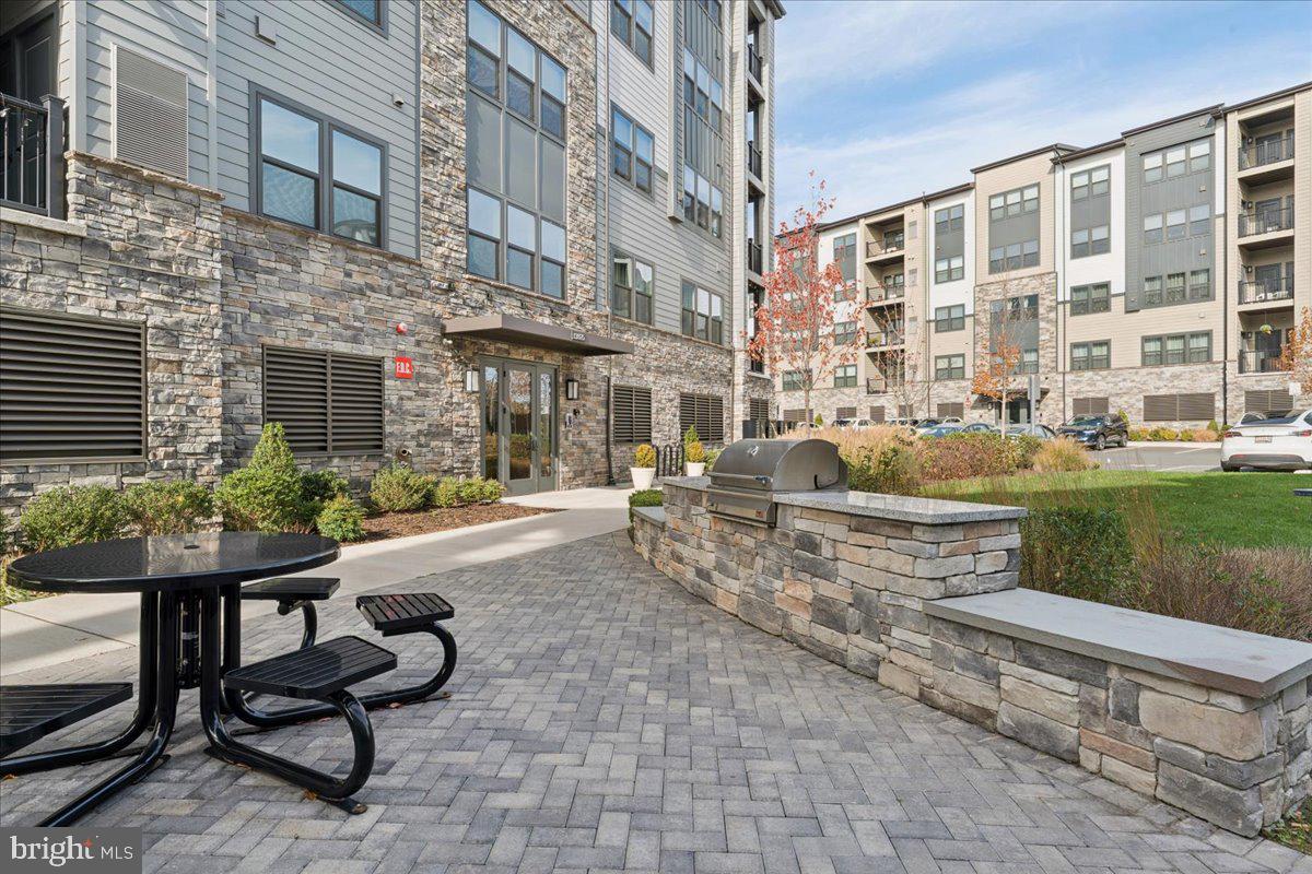 12850 MOSAIC PARK WAY #2-A, HERNDON, Virginia 20171, 2 Bedrooms Bedrooms, 5 Rooms Rooms,2 BathroomsBathrooms,Residential,For sale,12850 MOSAIC PARK WAY #2-A,VAFX2275904 MLS # VAFX2275904 12850 MOSAIC PARK WAY #2-A, HERNDON, Virginia 20171, 2 Bedrooms Bedrooms, 5 Rooms Rooms,2 BathroomsBathrooms,Residential,For sale,12850 MOSAIC PARK WAY #2-A,VAFX2275904 MLS # VAFX2275904