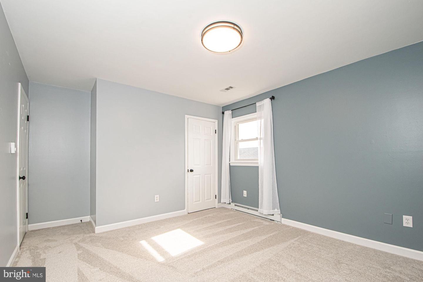 812 VIRGINIA AVE, FRONT ROYAL, Virginia 22630, 3 Bedrooms Bedrooms, ,1 BathroomBathrooms,Residential,For sale,812 VIRGINIA AVE,VAWR2012618 MLS # VAWR2012618 812 VIRGINIA AVE, FRONT ROYAL, Virginia 22630, 3 Bedrooms Bedrooms, ,1 BathroomBathrooms,Residential,For sale,812 VIRGINIA AVE,VAWR2012618 MLS # VAWR2012618