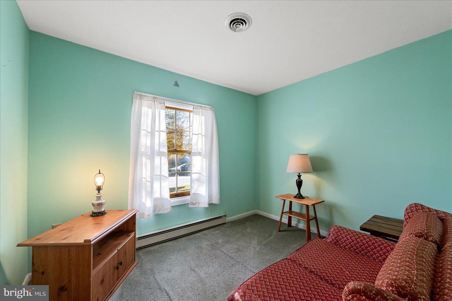 621 BUTLER AVE, WINCHESTER, Virginia 22601, 4 Bedrooms Bedrooms, ,2 BathroomsBathrooms,Residential,For sale,621 BUTLER AVE,VAWI2009352 MLS # VAWI2009352