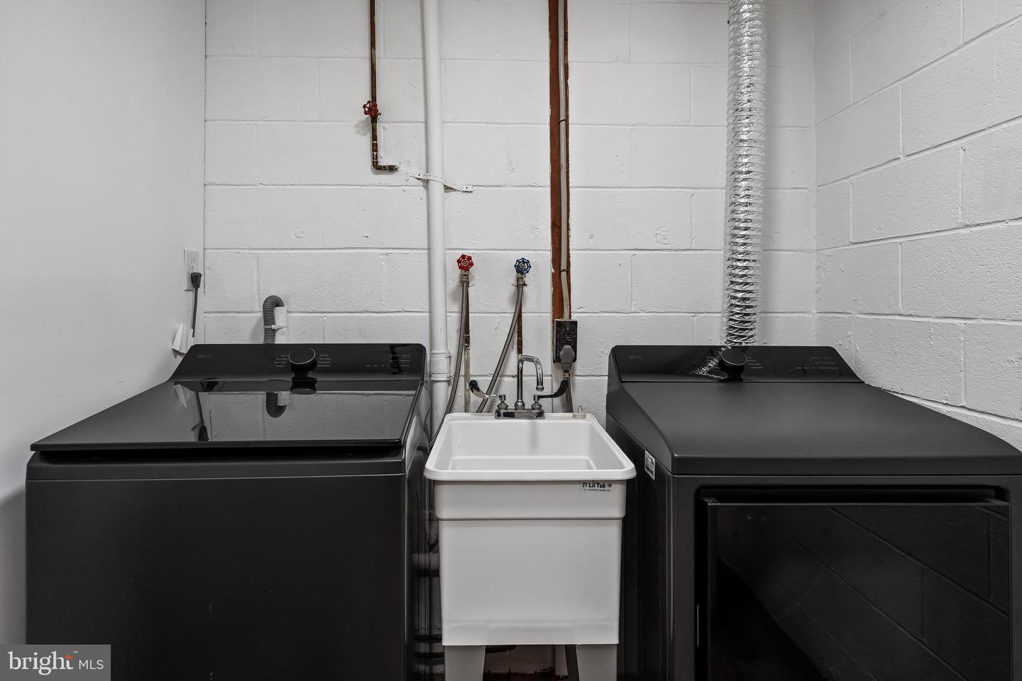 101 HOPELAND LN, STERLING, Virginia 20164, 4 Bedrooms Bedrooms, ,2 BathroomsBathrooms,Residential,For sale,101 HOPELAND LN,VALO2109708 MLS # VALO2109708 101 HOPELAND LN, STERLING, Virginia 20164, 4 Bedrooms Bedrooms, ,2 BathroomsBathrooms,Residential,For sale,101 HOPELAND LN,VALO2109708 MLS # VALO2109708