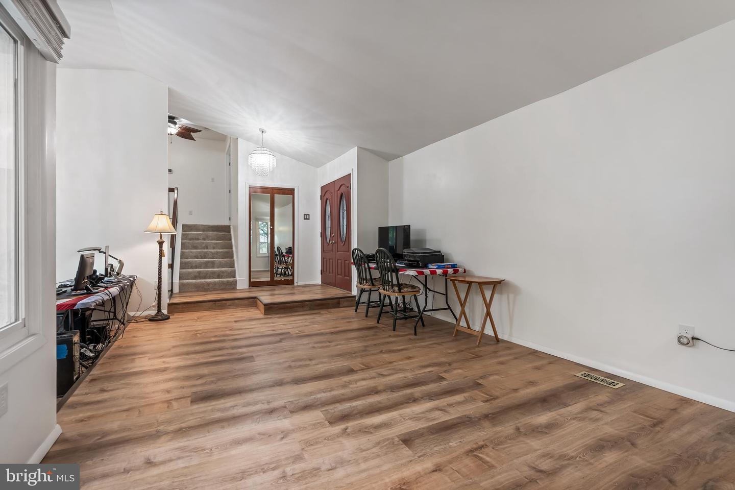 101 HOPELAND LN, STERLING, Virginia 20164, 4 Bedrooms Bedrooms, ,2 BathroomsBathrooms,Residential,For sale,101 HOPELAND LN,VALO2109708 MLS # VALO2109708 101 HOPELAND LN, STERLING, Virginia 20164, 4 Bedrooms Bedrooms, ,2 BathroomsBathrooms,Residential,For sale,101 HOPELAND LN,VALO2109708 MLS # VALO2109708