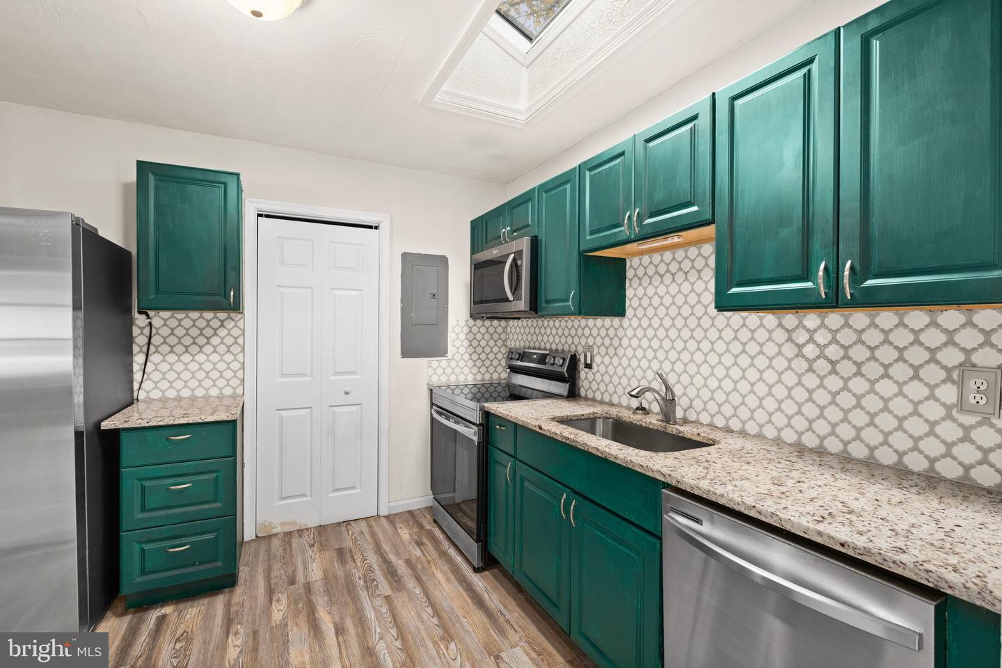 10312 MEADOWVIEW DR, FREDERICKSBURG, Virginia 22408, 3 Bedrooms Bedrooms, 9 Rooms Rooms,2 BathroomsBathrooms,Residential,For sale,10312 MEADOWVIEW DR,VASP2037274 MLS # VASP2037274 10312 MEADOWVIEW DR, FREDERICKSBURG, Virginia 22408, 3 Bedrooms Bedrooms, 9 Rooms Rooms,2 BathroomsBathrooms,Residential,For sale,10312 MEADOWVIEW DR,VASP2037274 MLS # VASP2037274