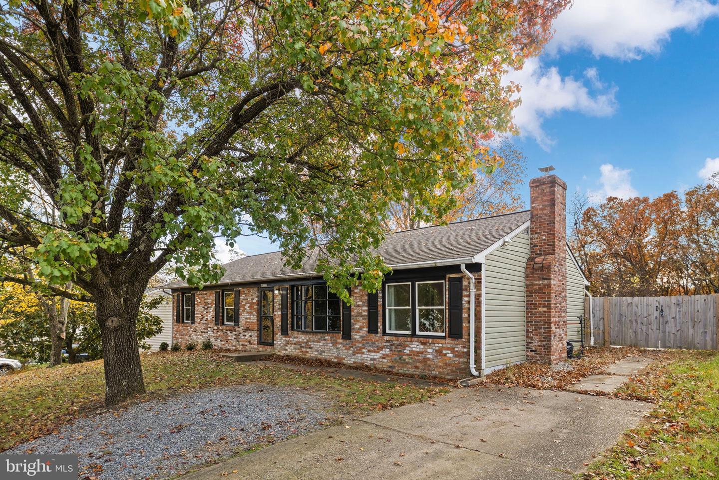 10312 MEADOWVIEW DR, FREDERICKSBURG, Virginia 22408, 3 Bedrooms Bedrooms, 9 Rooms Rooms,2 BathroomsBathrooms,Residential,For sale,10312 MEADOWVIEW DR,VASP2037274 MLS # VASP2037274 10312 MEADOWVIEW DR, FREDERICKSBURG, Virginia 22408, 3 Bedrooms Bedrooms, 9 Rooms Rooms,2 BathroomsBathrooms,Residential,For sale,10312 MEADOWVIEW DR,VASP2037274 MLS # VASP2037274