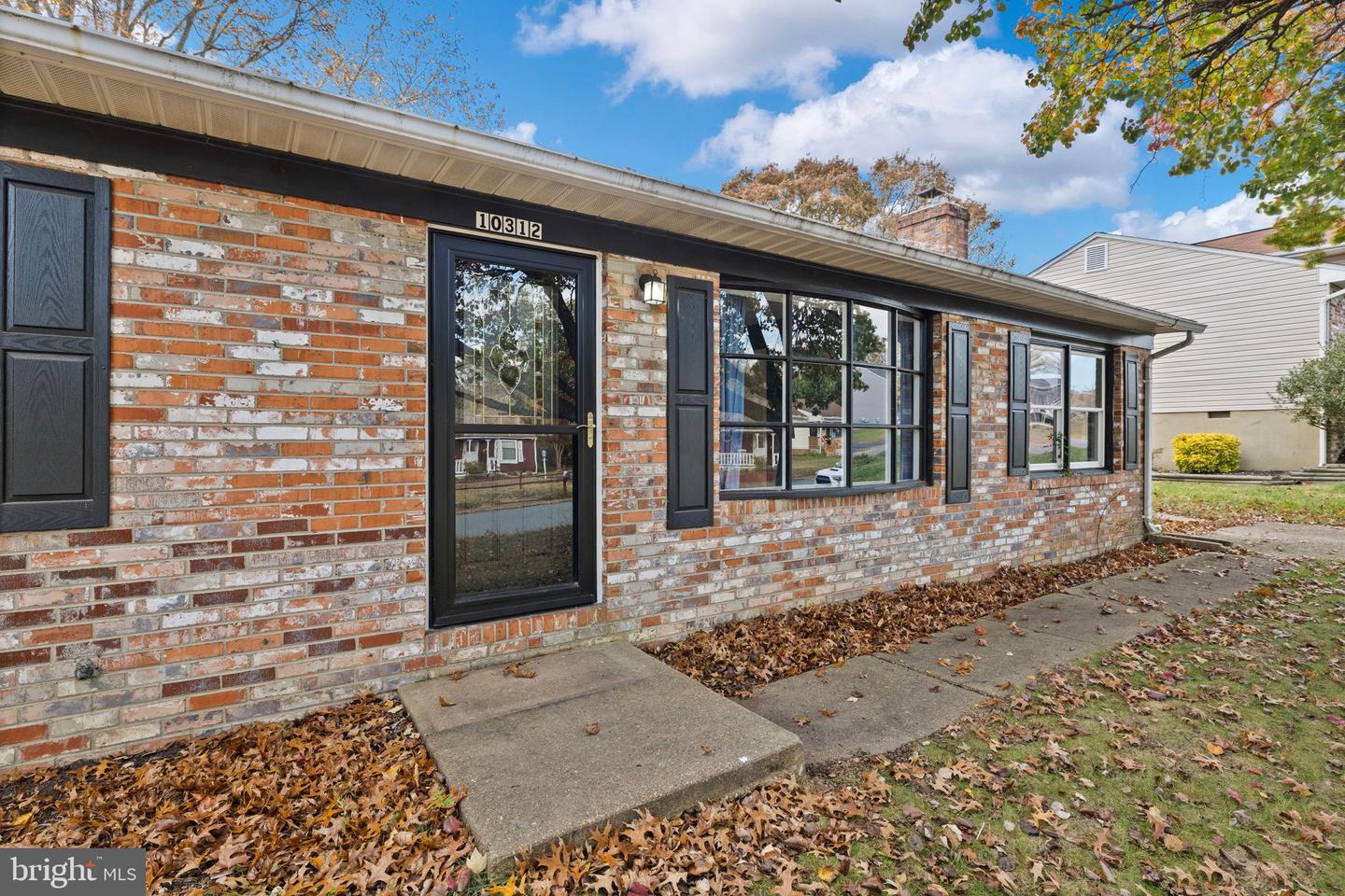 10312 MEADOWVIEW DR, FREDERICKSBURG, Virginia 22408, 3 Bedrooms Bedrooms, 9 Rooms Rooms,2 BathroomsBathrooms,Residential,For sale,10312 MEADOWVIEW DR,VASP2037274 MLS # VASP2037274 10312 MEADOWVIEW DR, FREDERICKSBURG, Virginia 22408, 3 Bedrooms Bedrooms, 9 Rooms Rooms,2 BathroomsBathrooms,Residential,For sale,10312 MEADOWVIEW DR,VASP2037274 MLS # VASP2037274