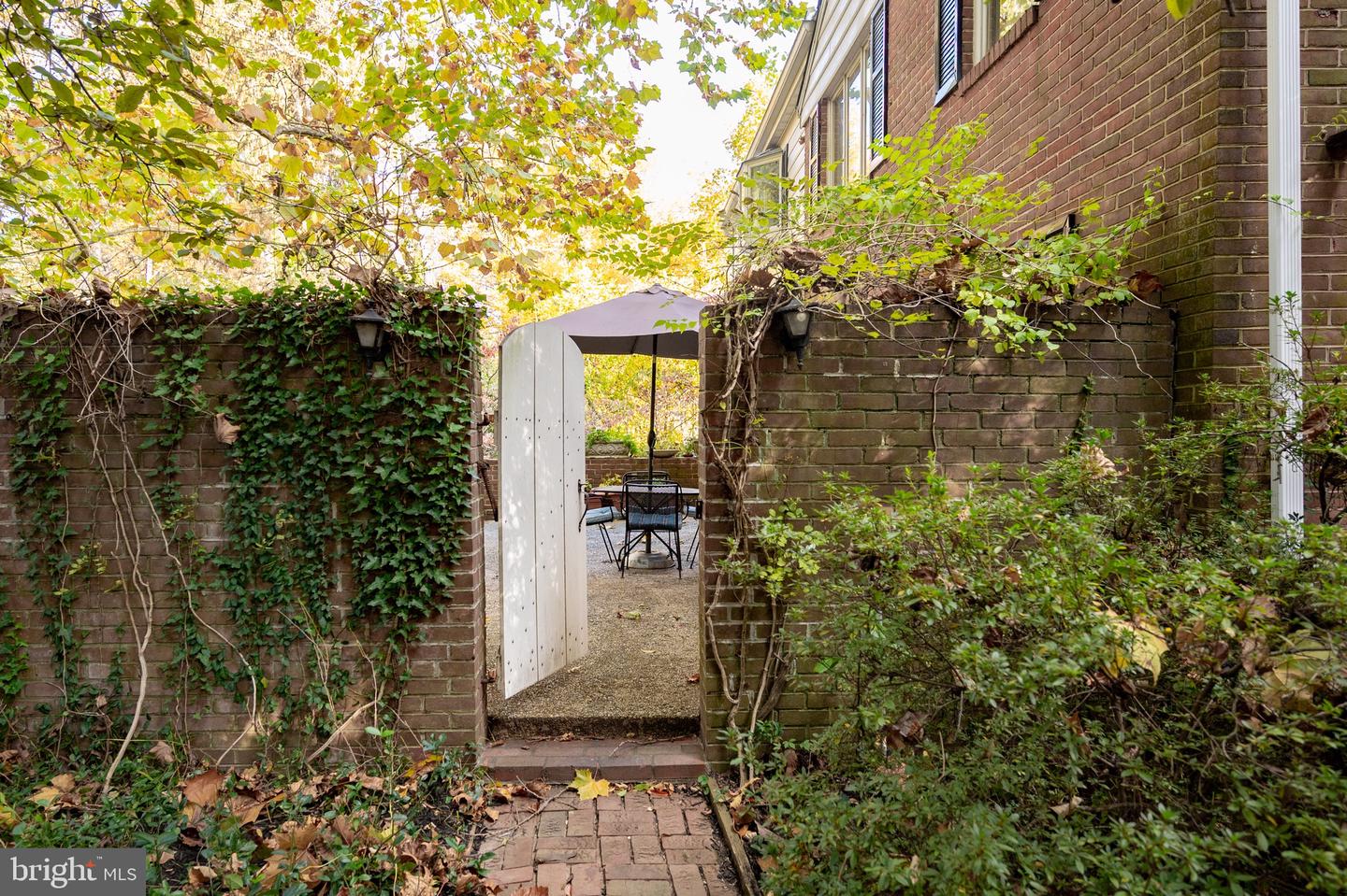 3806 BENT BRANCH RD, FALLS CHURCH, Virginia 22041, 4 Bedrooms Bedrooms, ,2 BathroomsBathrooms,Residential,For sale,3806 BENT BRANCH RD,VAFX2276504 MLS # VAFX2276504 3806 BENT BRANCH RD, FALLS CHURCH, Virginia 22041, 4 Bedrooms Bedrooms, ,2 BathroomsBathrooms,Residential,For sale,3806 BENT BRANCH RD,VAFX2276504 MLS # VAFX2276504