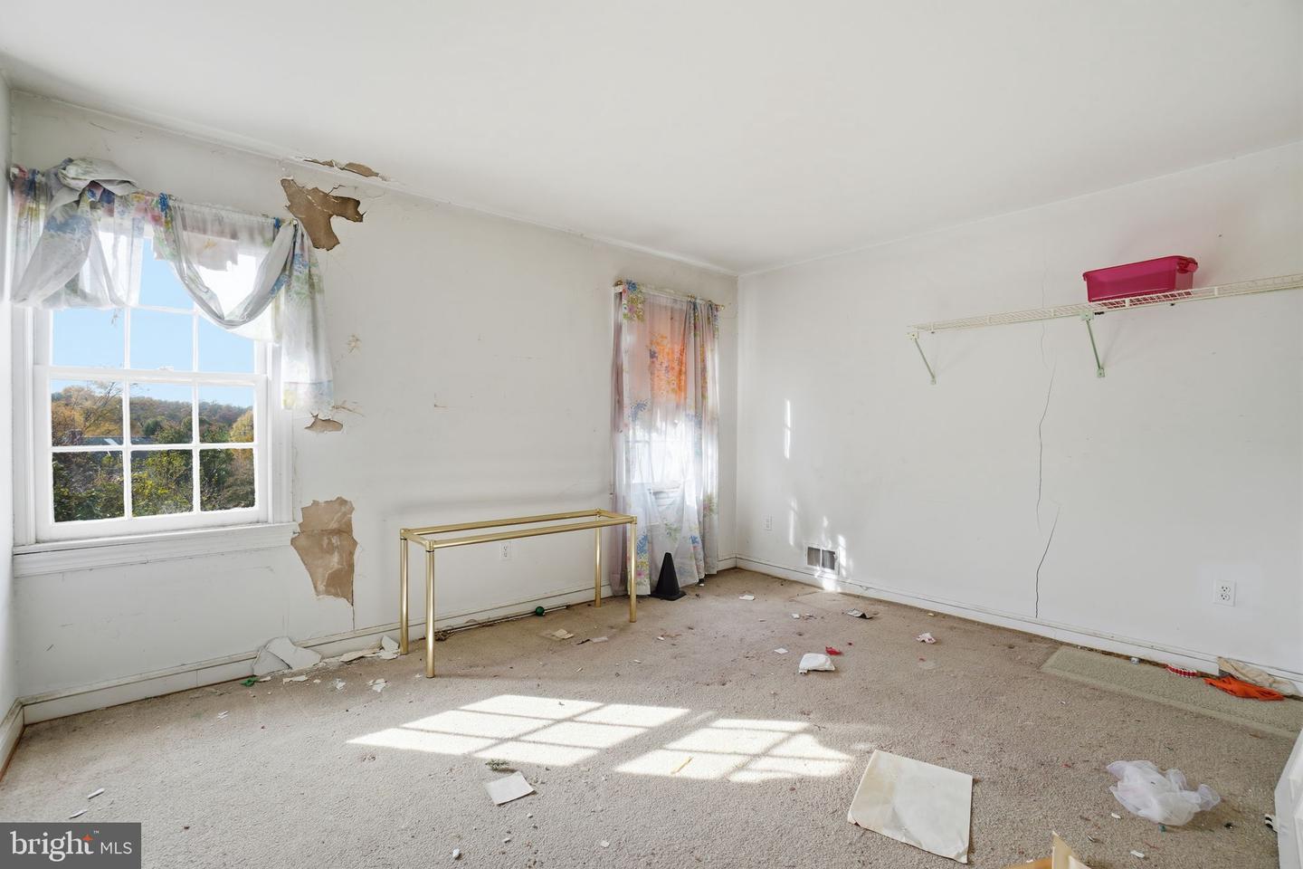 1430 FOXHALL RD NW, WASHINGTON, District Of Columbia 20007, 4 Bedrooms Bedrooms, ,3 BathroomsBathrooms,Residential,For sale,1430 FOXHALL RD NW,DCDC2229264 MLS # DCDC2229264 1430 FOXHALL RD NW, WASHINGTON, District Of Columbia 20007, 4 Bedrooms Bedrooms, ,3 BathroomsBathrooms,Residential,For sale,1430 FOXHALL RD NW,DCDC2229264 MLS # DCDC2229264