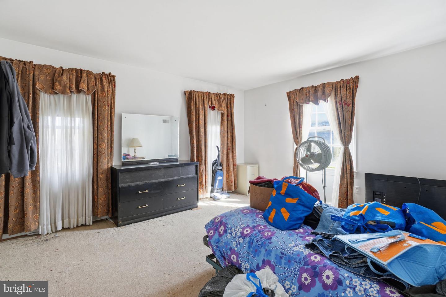 1430 FOXHALL RD NW, WASHINGTON, District Of Columbia 20007, 4 Bedrooms Bedrooms, ,3 BathroomsBathrooms,Residential,For sale,1430 FOXHALL RD NW,DCDC2229264 MLS # DCDC2229264 1430 FOXHALL RD NW, WASHINGTON, District Of Columbia 20007, 4 Bedrooms Bedrooms, ,3 BathroomsBathrooms,Residential,For sale,1430 FOXHALL RD NW,DCDC2229264 MLS # DCDC2229264