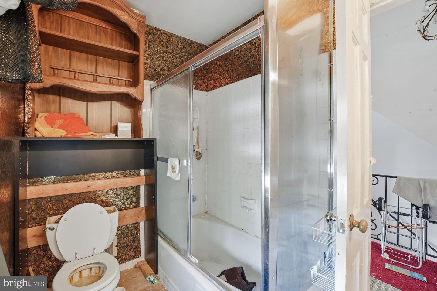 1430 FOXHALL RD NW, WASHINGTON, District Of Columbia 20007, 4 Bedrooms Bedrooms, ,3 BathroomsBathrooms,Residential,For sale,1430 FOXHALL RD NW,DCDC2229264 MLS # DCDC2229264 1430 FOXHALL RD NW, WASHINGTON, District Of Columbia 20007, 4 Bedrooms Bedrooms, ,3 BathroomsBathrooms,Residential,For sale,1430 FOXHALL RD NW,DCDC2229264 MLS # DCDC2229264