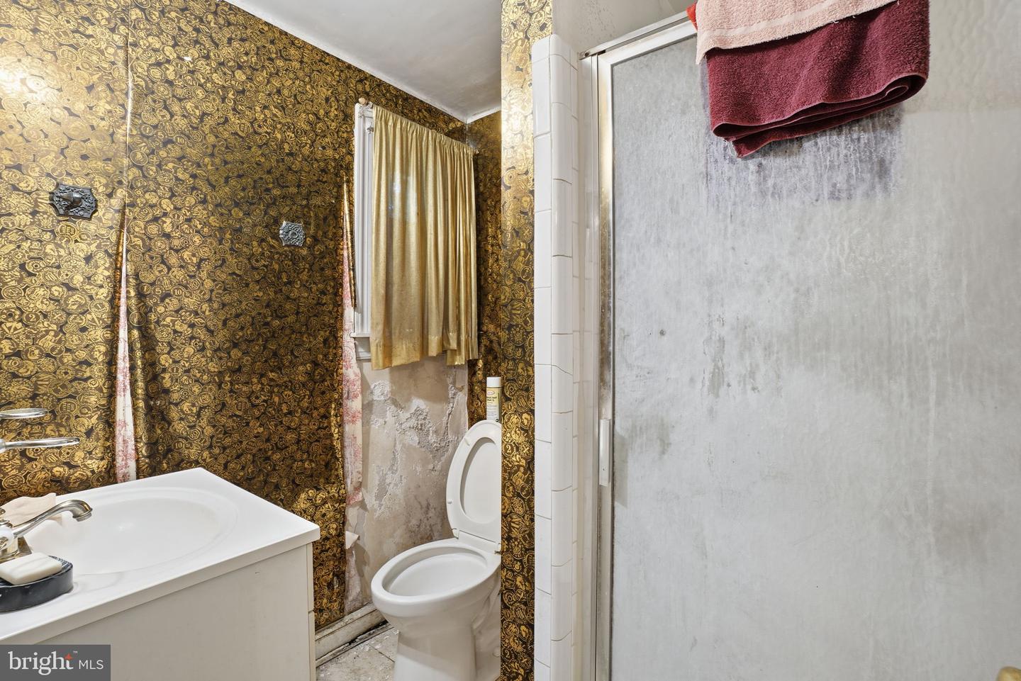 1430 FOXHALL RD NW, WASHINGTON, District Of Columbia 20007, 4 Bedrooms Bedrooms, ,3 BathroomsBathrooms,Residential,For sale,1430 FOXHALL RD NW,DCDC2229264 MLS # DCDC2229264 1430 FOXHALL RD NW, WASHINGTON, District Of Columbia 20007, 4 Bedrooms Bedrooms, ,3 BathroomsBathrooms,Residential,For sale,1430 FOXHALL RD NW,DCDC2229264 MLS # DCDC2229264