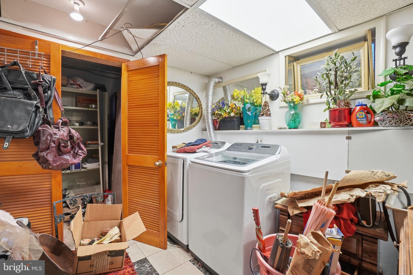 1430 FOXHALL RD NW, WASHINGTON, District Of Columbia 20007, 4 Bedrooms Bedrooms, ,3 BathroomsBathrooms,Residential,For sale,1430 FOXHALL RD NW,DCDC2229264 MLS # DCDC2229264 1430 FOXHALL RD NW, WASHINGTON, District Of Columbia 20007, 4 Bedrooms Bedrooms, ,3 BathroomsBathrooms,Residential,For sale,1430 FOXHALL RD NW,DCDC2229264 MLS # DCDC2229264