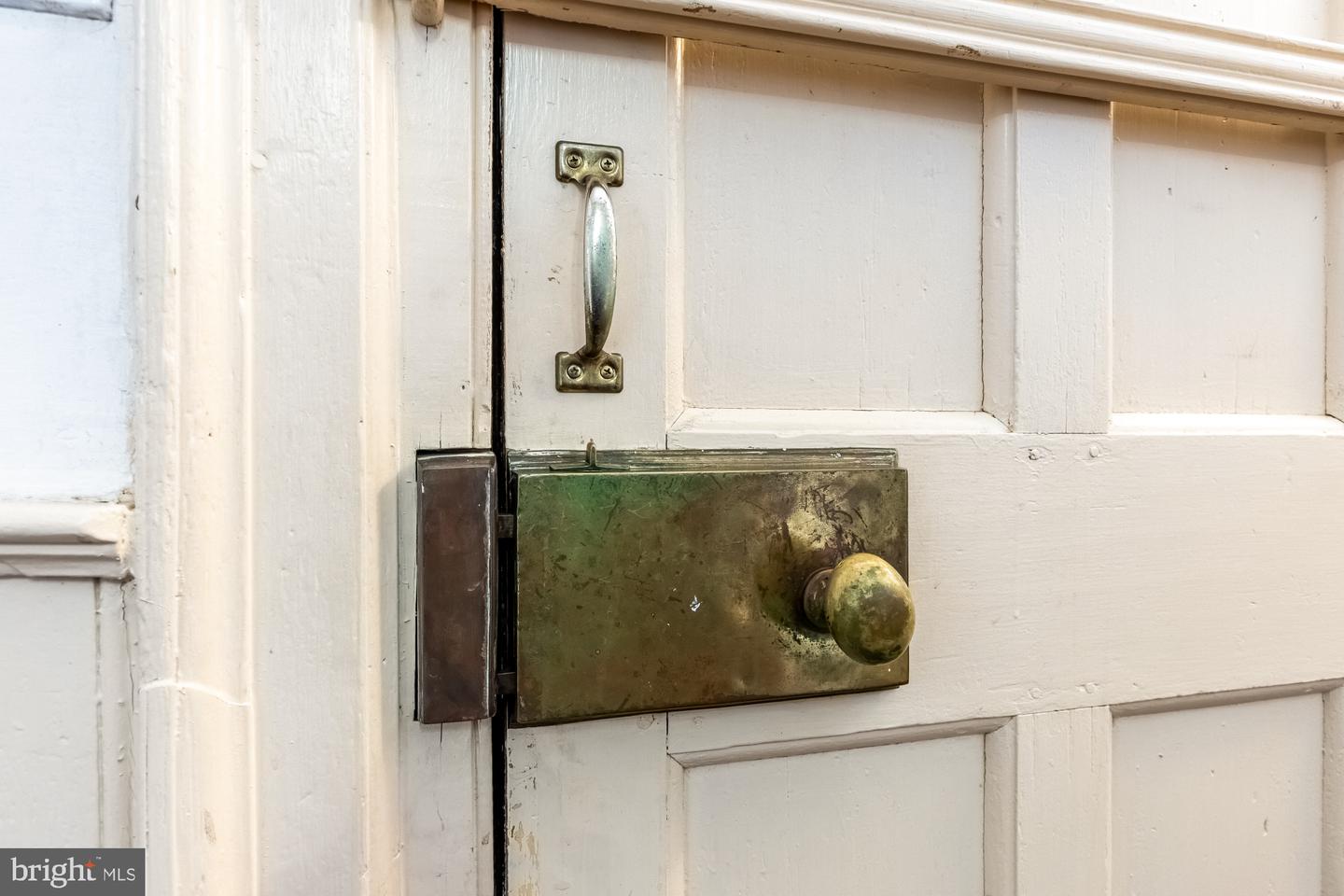 4509 CARLBY LN, ALEXANDRIA, Virginia 22309, 5 Bedrooms Bedrooms, ,3 BathroomsBathrooms,Residential,For sale,4509 CARLBY LN,VAFX2276710 MLS # VAFX2276710