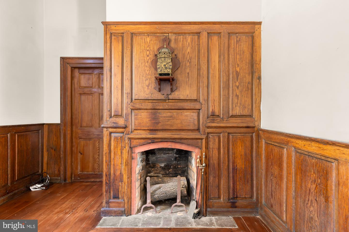 4509 CARLBY LN, ALEXANDRIA, Virginia 22309, 5 Bedrooms Bedrooms, ,3 BathroomsBathrooms,Residential,For sale,4509 CARLBY LN,VAFX2276710 MLS # VAFX2276710