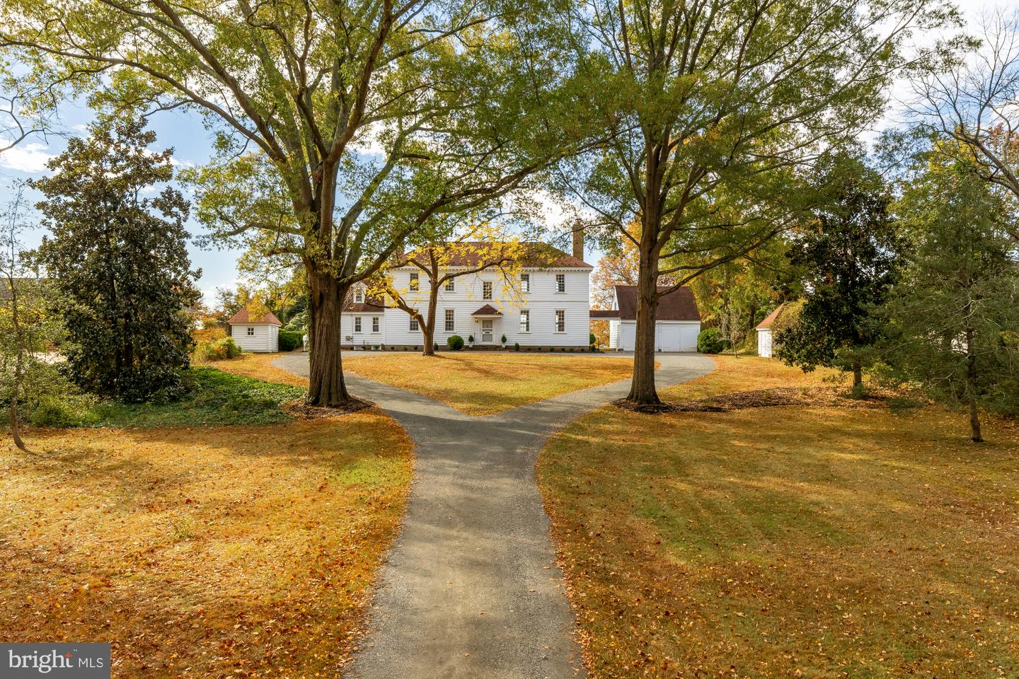 4509 CARLBY LN, ALEXANDRIA, Virginia 22309, 5 Bedrooms Bedrooms, ,3 BathroomsBathrooms,Residential,For sale,4509 CARLBY LN,VAFX2276710 MLS # VAFX2276710