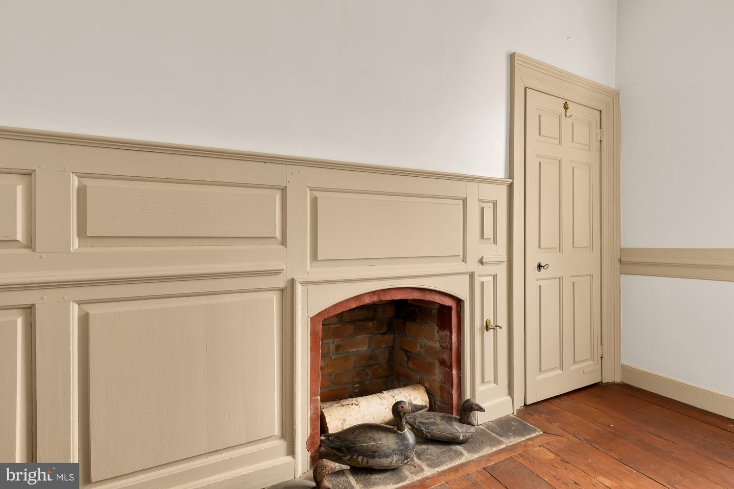 4509 CARLBY LN, ALEXANDRIA, Virginia 22309, 5 Bedrooms Bedrooms, ,3 BathroomsBathrooms,Residential,For sale,4509 CARLBY LN,VAFX2276710 MLS # VAFX2276710