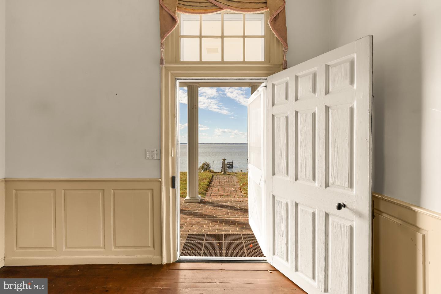 4509 CARLBY LN, ALEXANDRIA, Virginia 22309, 5 Bedrooms Bedrooms, ,3 BathroomsBathrooms,Residential,For sale,4509 CARLBY LN,VAFX2276710 MLS # VAFX2276710