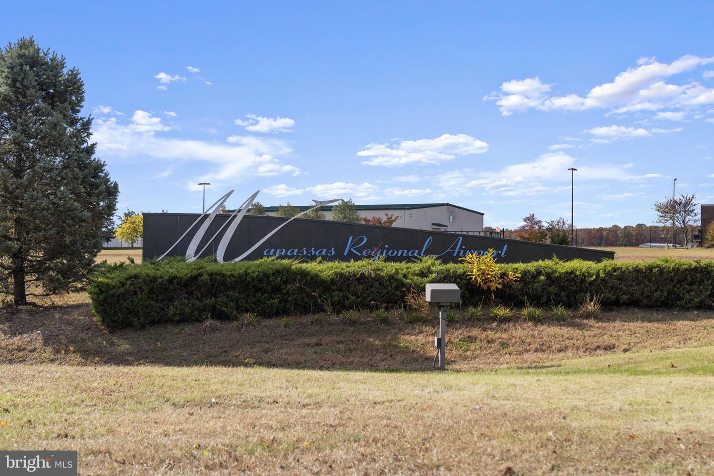 9010 DOVES LN, MANASSAS, Virginia 20112, 4 Bedrooms Bedrooms, ,3 BathroomsBathrooms,Residential,For sale,9010 DOVES LN,VAPW2106924 MLS # VAPW2106924 9010 DOVES LN, MANASSAS, Virginia 20112, 4 Bedrooms Bedrooms, ,3 BathroomsBathrooms,Residential,For sale,9010 DOVES LN,VAPW2106924 MLS # VAPW2106924