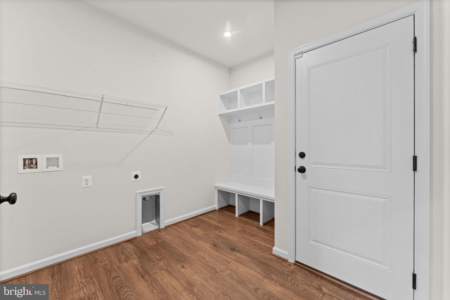 9010 DOVES LN, MANASSAS, Virginia 20112, 4 Bedrooms Bedrooms, ,3 BathroomsBathrooms,Residential,For sale,9010 DOVES LN,VAPW2106924 MLS # VAPW2106924 9010 DOVES LN, MANASSAS, Virginia 20112, 4 Bedrooms Bedrooms, ,3 BathroomsBathrooms,Residential,For sale,9010 DOVES LN,VAPW2106924 MLS # VAPW2106924