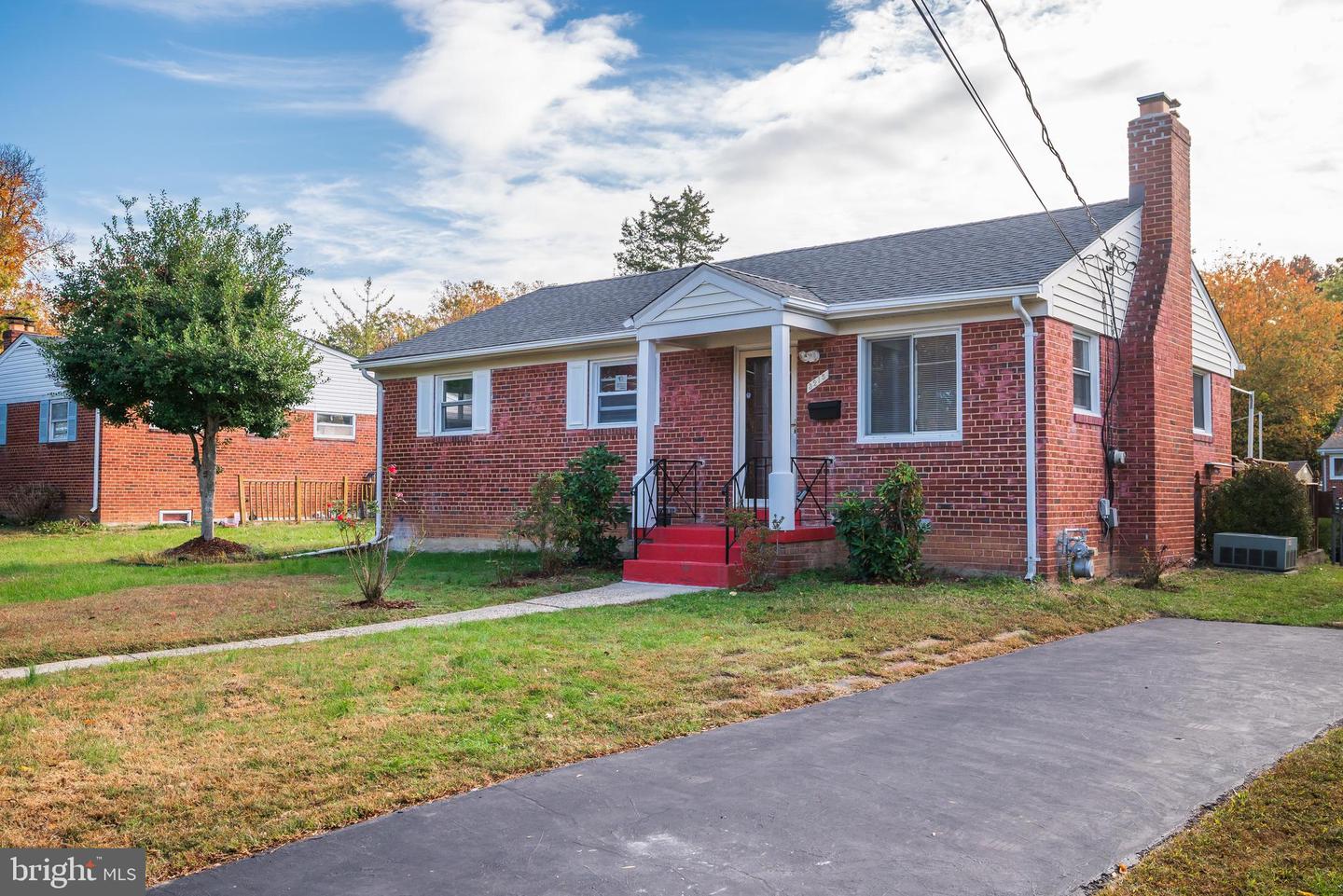 3215 PARKWOOD TER, FALLS CHURCH, Virginia 22042, 6 Bedrooms Bedrooms, ,3 BathroomsBathrooms,Residential,For sale,3215 PARKWOOD TER,VAFX2276858 MLS # VAFX2276858 3215 PARKWOOD TER, FALLS CHURCH, Virginia 22042, 6 Bedrooms Bedrooms, ,3 BathroomsBathrooms,Residential,For sale,3215 PARKWOOD TER,VAFX2276858 MLS # VAFX2276858