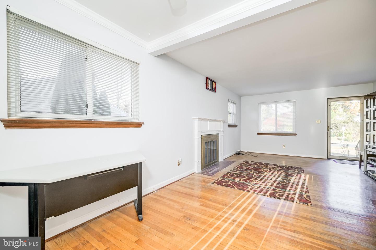 3215 PARKWOOD TER, FALLS CHURCH, Virginia 22042, 6 Bedrooms Bedrooms, ,3 BathroomsBathrooms,Residential,For sale,3215 PARKWOOD TER,VAFX2276858 MLS # VAFX2276858 3215 PARKWOOD TER, FALLS CHURCH, Virginia 22042, 6 Bedrooms Bedrooms, ,3 BathroomsBathrooms,Residential,For sale,3215 PARKWOOD TER,VAFX2276858 MLS # VAFX2276858