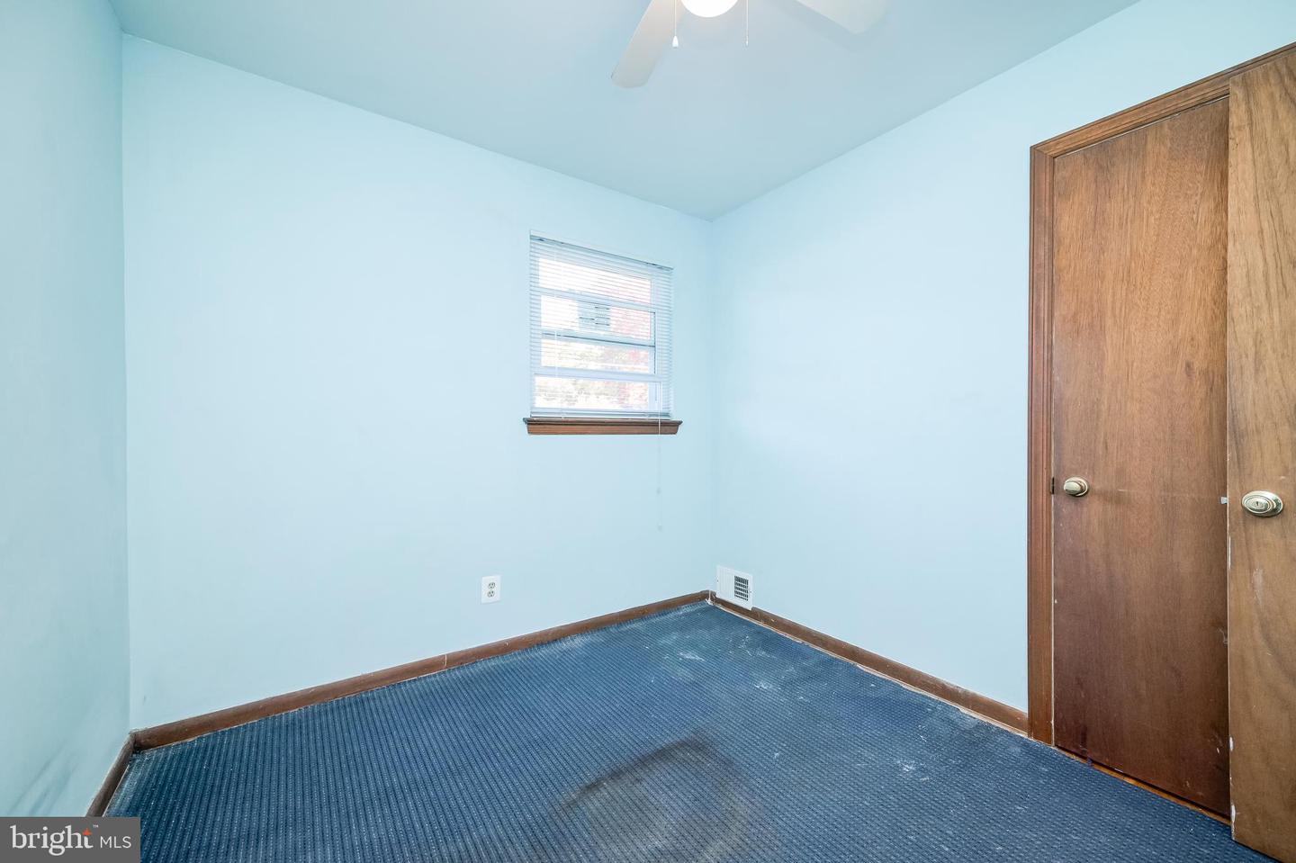 3215 PARKWOOD TER, FALLS CHURCH, Virginia 22042, 6 Bedrooms Bedrooms, ,3 BathroomsBathrooms,Residential,For sale,3215 PARKWOOD TER,VAFX2276858 MLS # VAFX2276858 3215 PARKWOOD TER, FALLS CHURCH, Virginia 22042, 6 Bedrooms Bedrooms, ,3 BathroomsBathrooms,Residential,For sale,3215 PARKWOOD TER,VAFX2276858 MLS # VAFX2276858