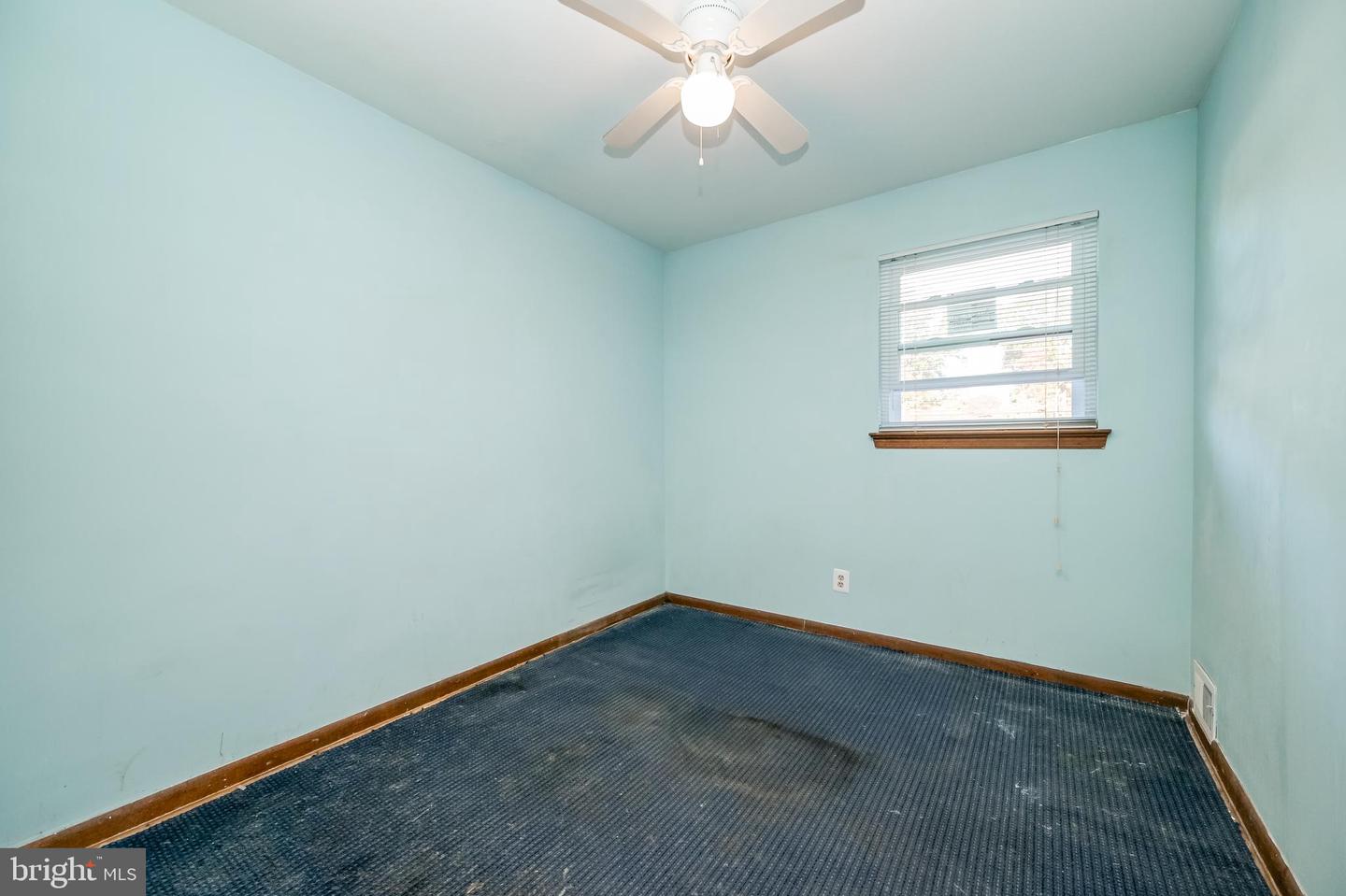 3215 PARKWOOD TER, FALLS CHURCH, Virginia 22042, 6 Bedrooms Bedrooms, ,3 BathroomsBathrooms,Residential,For sale,3215 PARKWOOD TER,VAFX2276858 MLS # VAFX2276858 3215 PARKWOOD TER, FALLS CHURCH, Virginia 22042, 6 Bedrooms Bedrooms, ,3 BathroomsBathrooms,Residential,For sale,3215 PARKWOOD TER,VAFX2276858 MLS # VAFX2276858