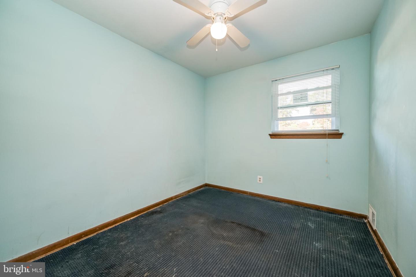 3215 PARKWOOD TER, FALLS CHURCH, Virginia 22042, 6 Bedrooms Bedrooms, ,3 BathroomsBathrooms,Residential,For sale,3215 PARKWOOD TER,VAFX2276858 MLS # VAFX2276858 3215 PARKWOOD TER, FALLS CHURCH, Virginia 22042, 6 Bedrooms Bedrooms, ,3 BathroomsBathrooms,Residential,For sale,3215 PARKWOOD TER,VAFX2276858 MLS # VAFX2276858