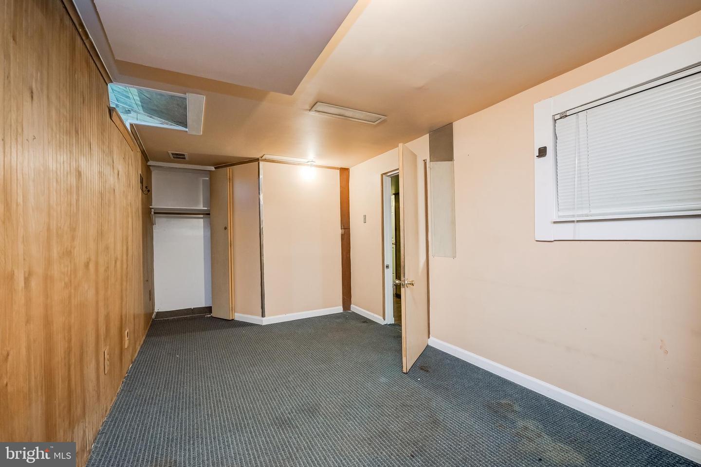 3215 PARKWOOD TER, FALLS CHURCH, Virginia 22042, 6 Bedrooms Bedrooms, ,3 BathroomsBathrooms,Residential,For sale,3215 PARKWOOD TER,VAFX2276858 MLS # VAFX2276858 3215 PARKWOOD TER, FALLS CHURCH, Virginia 22042, 6 Bedrooms Bedrooms, ,3 BathroomsBathrooms,Residential,For sale,3215 PARKWOOD TER,VAFX2276858 MLS # VAFX2276858