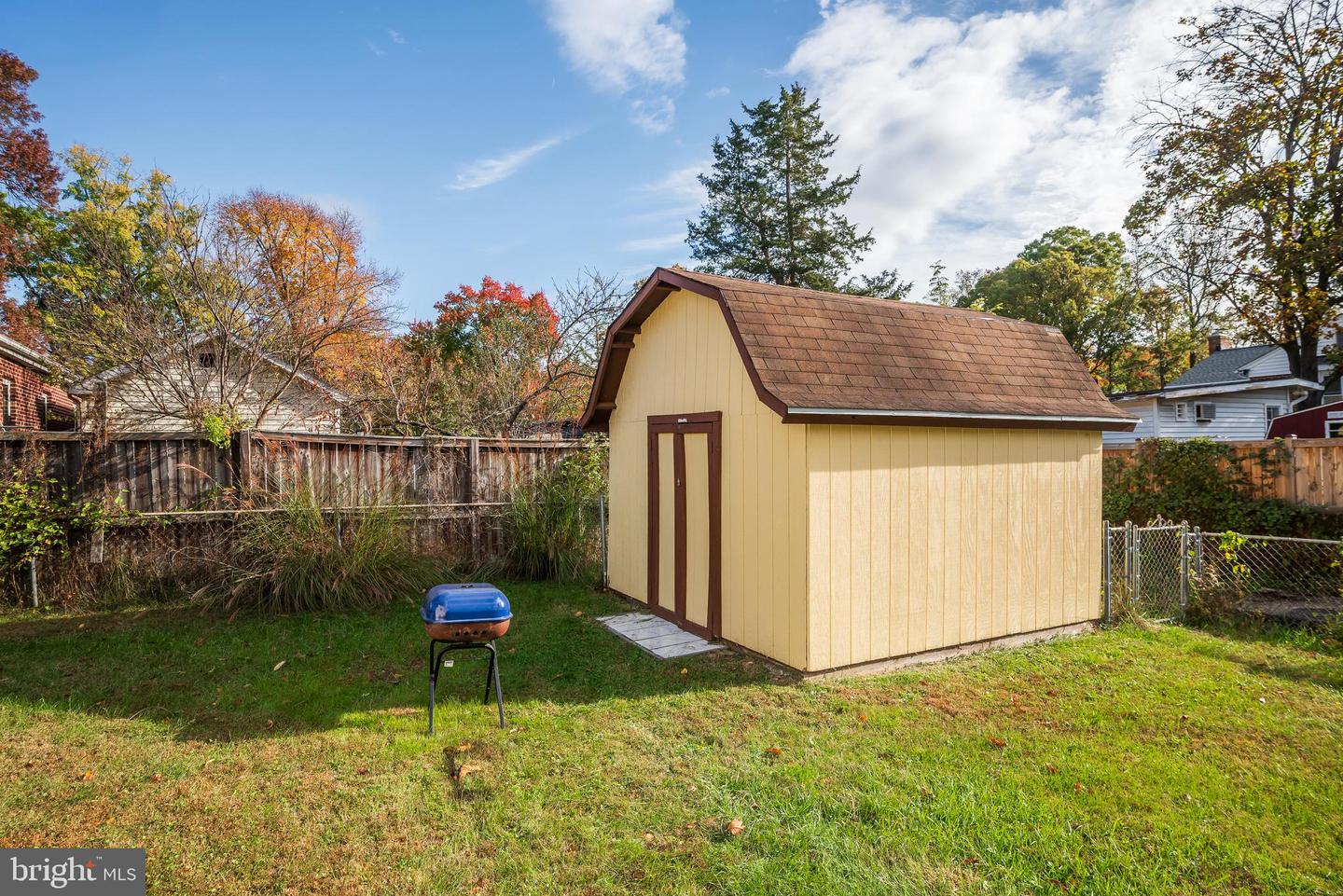 3215 PARKWOOD TER, FALLS CHURCH, Virginia 22042, 6 Bedrooms Bedrooms, ,3 BathroomsBathrooms,Residential,For sale,3215 PARKWOOD TER,VAFX2276858 MLS # VAFX2276858 3215 PARKWOOD TER, FALLS CHURCH, Virginia 22042, 6 Bedrooms Bedrooms, ,3 BathroomsBathrooms,Residential,For sale,3215 PARKWOOD TER,VAFX2276858 MLS # VAFX2276858