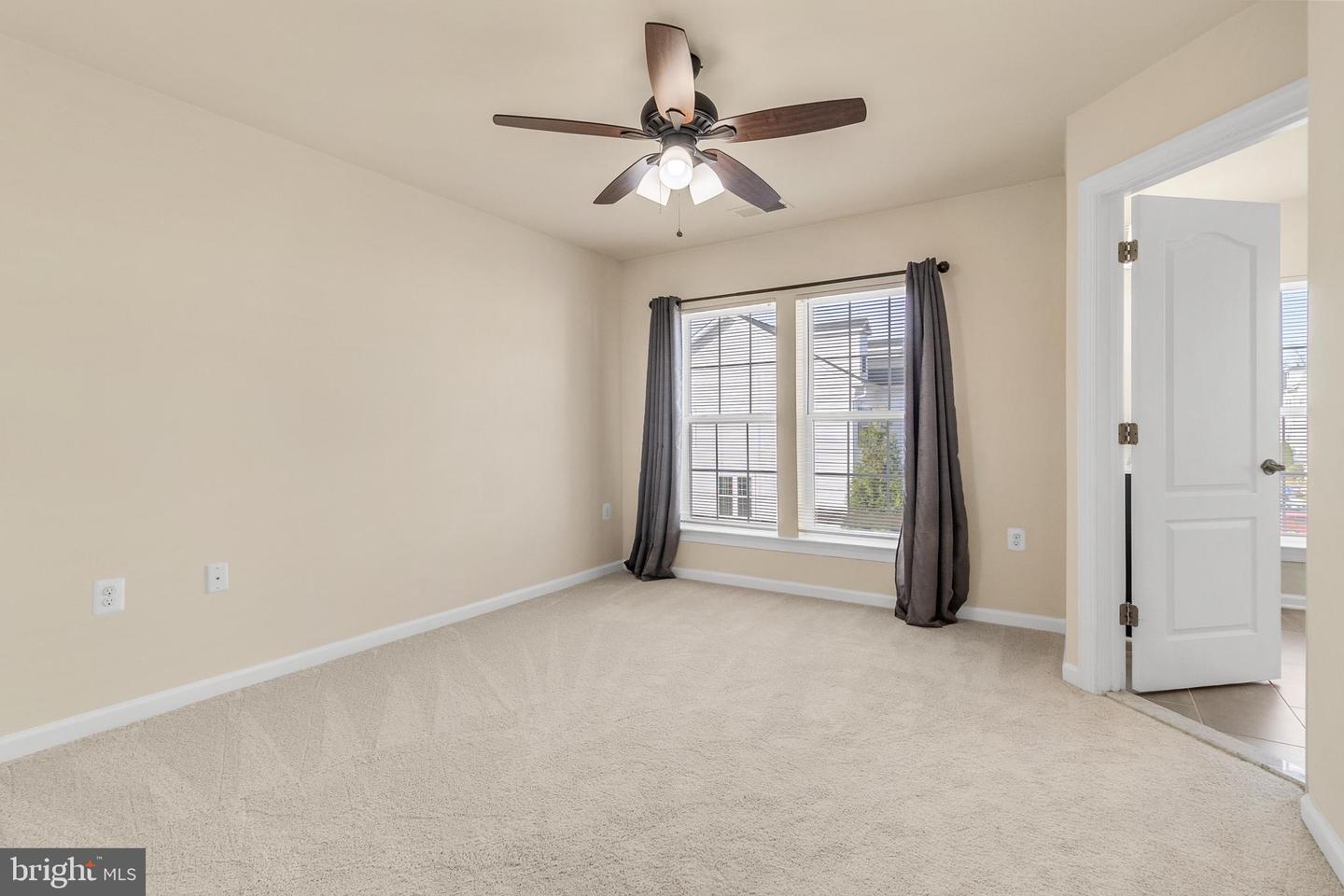 7394 RIDING MEADOW WAY, MANASSAS, Virginia 20111, 4 Bedrooms Bedrooms, ,3 BathroomsBathrooms,Residential,For sale,7394 RIDING MEADOW WAY,VAPW2106928 MLS # VAPW2106928