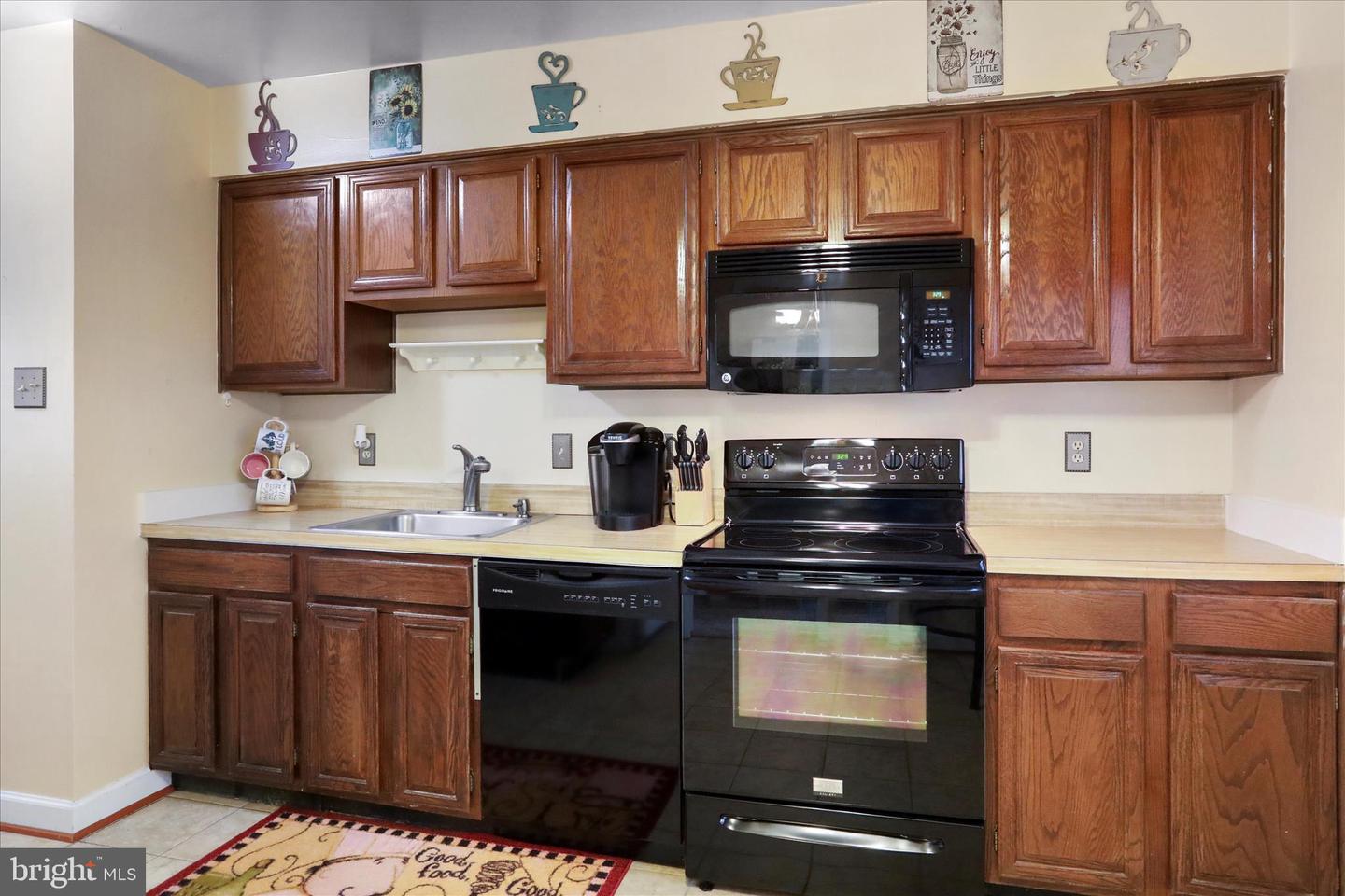 12075 WILLOWOOD DR, WOODBRIDGE, Virginia 22192, 4 Bedrooms Bedrooms, ,3 BathroomsBathrooms,Residential,For sale,12075 WILLOWOOD DR,VAPW2106932 MLS # VAPW2106932 12075 WILLOWOOD DR, WOODBRIDGE, Virginia 22192, 4 Bedrooms Bedrooms, ,3 BathroomsBathrooms,Residential,For sale,12075 WILLOWOOD DR,VAPW2106932 MLS # VAPW2106932