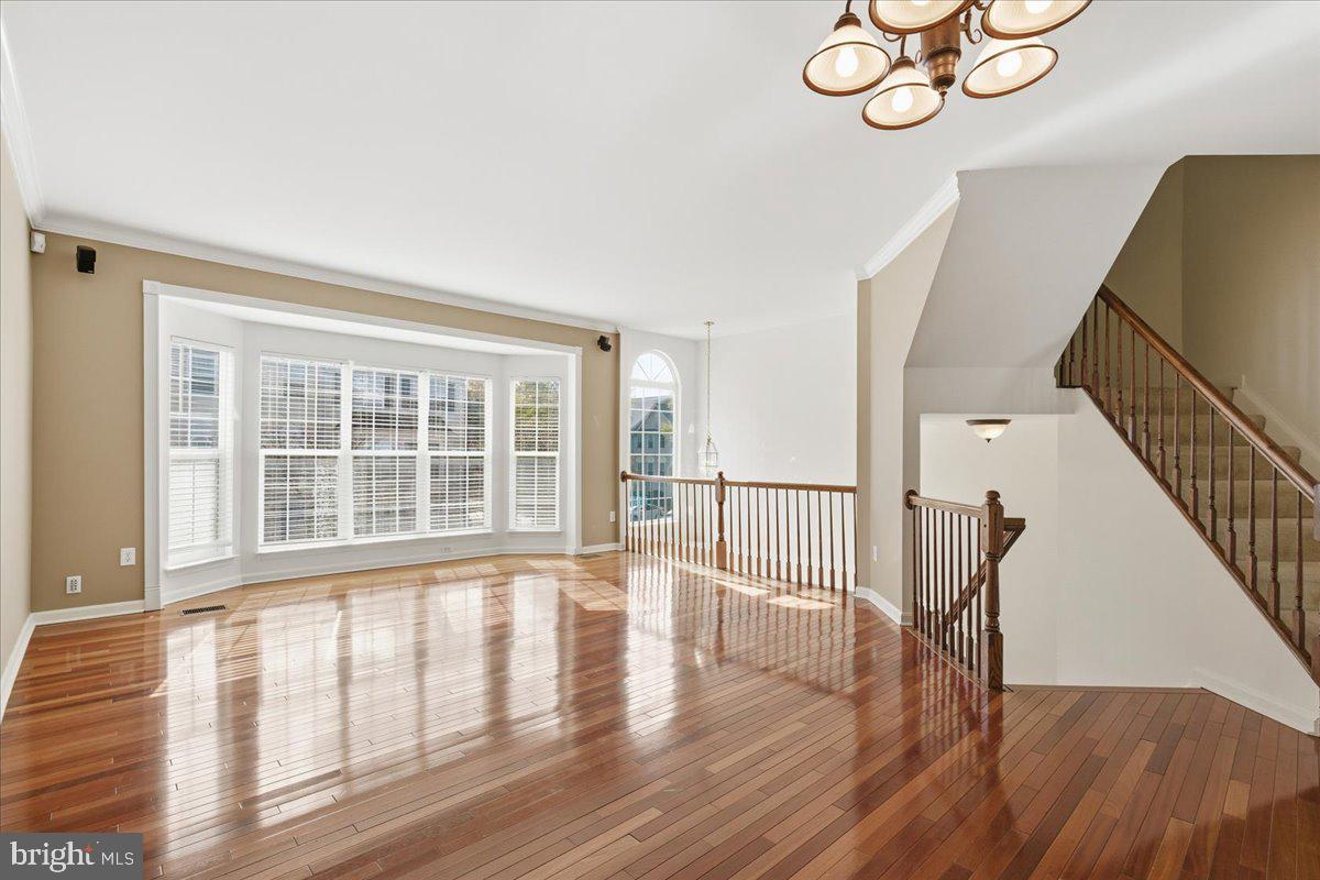 6636 HUNTER CREEK LN, ALEXANDRIA, Virginia 22315, 3 Bedrooms Bedrooms, ,3 BathroomsBathrooms,Residential,For sale,6636 HUNTER CREEK LN,VAFX2276974 MLS # VAFX2276974 6636 HUNTER CREEK LN, ALEXANDRIA, Virginia 22315, 3 Bedrooms Bedrooms, ,3 BathroomsBathrooms,Residential,For sale,6636 HUNTER CREEK LN,VAFX2276974 MLS # VAFX2276974