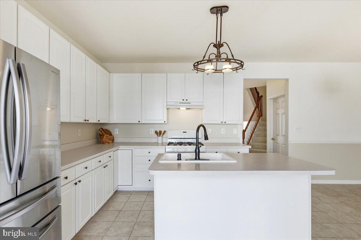 6636 HUNTER CREEK LN, ALEXANDRIA, Virginia 22315, 3 Bedrooms Bedrooms, ,3 BathroomsBathrooms,Residential,For sale,6636 HUNTER CREEK LN,VAFX2276974 MLS # VAFX2276974 6636 HUNTER CREEK LN, ALEXANDRIA, Virginia 22315, 3 Bedrooms Bedrooms, ,3 BathroomsBathrooms,Residential,For sale,6636 HUNTER CREEK LN,VAFX2276974 MLS # VAFX2276974