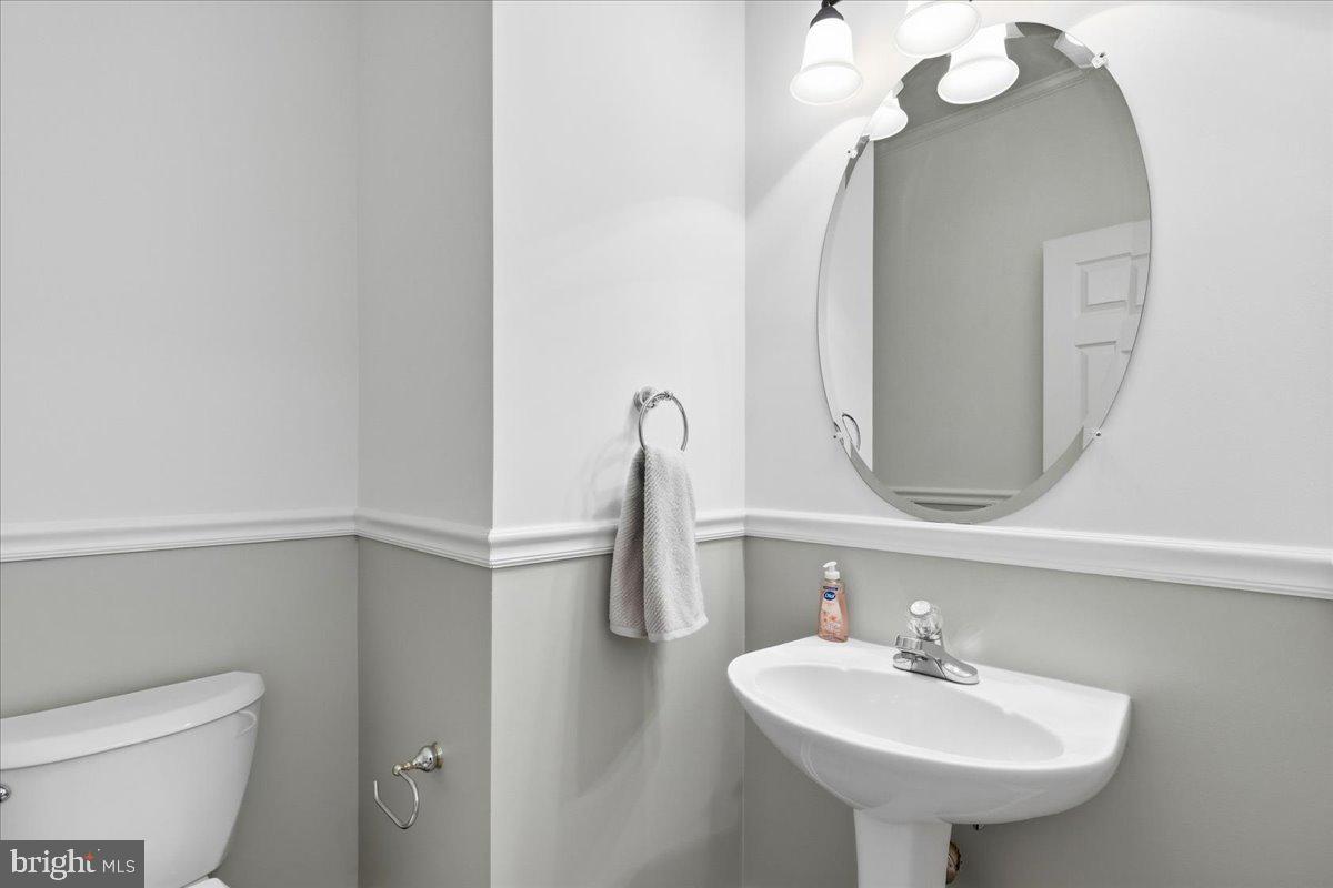 6636 HUNTER CREEK LN, ALEXANDRIA, Virginia 22315, 3 Bedrooms Bedrooms, ,3 BathroomsBathrooms,Residential,For sale,6636 HUNTER CREEK LN,VAFX2276974 MLS # VAFX2276974 6636 HUNTER CREEK LN, ALEXANDRIA, Virginia 22315, 3 Bedrooms Bedrooms, ,3 BathroomsBathrooms,Residential,For sale,6636 HUNTER CREEK LN,VAFX2276974 MLS # VAFX2276974