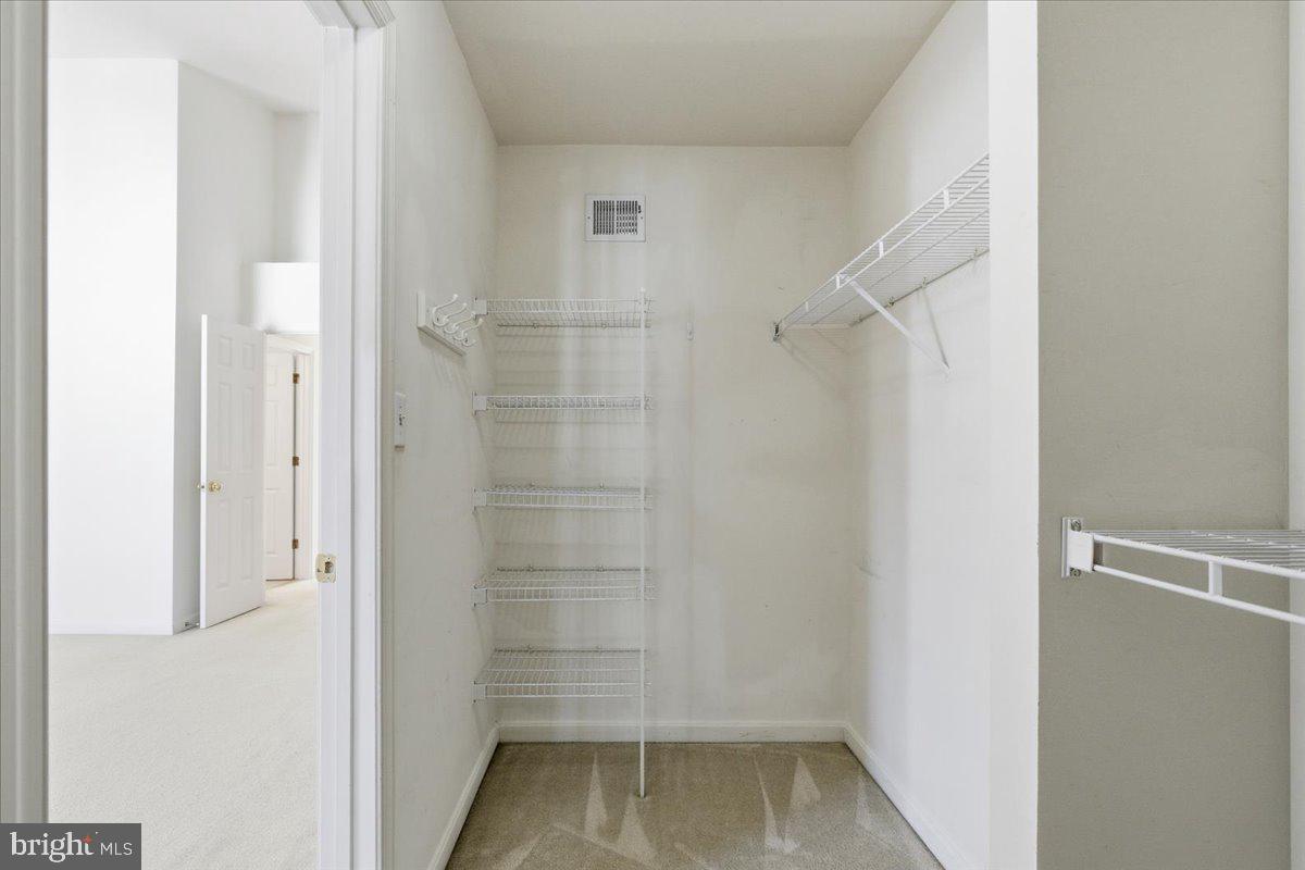 6636 HUNTER CREEK LN, ALEXANDRIA, Virginia 22315, 3 Bedrooms Bedrooms, ,3 BathroomsBathrooms,Residential,For sale,6636 HUNTER CREEK LN,VAFX2276974 MLS # VAFX2276974 6636 HUNTER CREEK LN, ALEXANDRIA, Virginia 22315, 3 Bedrooms Bedrooms, ,3 BathroomsBathrooms,Residential,For sale,6636 HUNTER CREEK LN,VAFX2276974 MLS # VAFX2276974