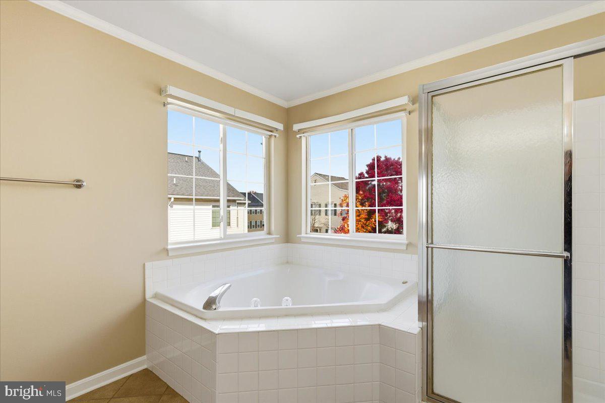 6636 HUNTER CREEK LN, ALEXANDRIA, Virginia 22315, 3 Bedrooms Bedrooms, ,3 BathroomsBathrooms,Residential,For sale,6636 HUNTER CREEK LN,VAFX2276974 MLS # VAFX2276974 6636 HUNTER CREEK LN, ALEXANDRIA, Virginia 22315, 3 Bedrooms Bedrooms, ,3 BathroomsBathrooms,Residential,For sale,6636 HUNTER CREEK LN,VAFX2276974 MLS # VAFX2276974