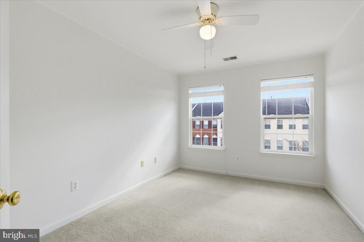 6636 HUNTER CREEK LN, ALEXANDRIA, Virginia 22315, 3 Bedrooms Bedrooms, ,3 BathroomsBathrooms,Residential,For sale,6636 HUNTER CREEK LN,VAFX2276974 MLS # VAFX2276974 6636 HUNTER CREEK LN, ALEXANDRIA, Virginia 22315, 3 Bedrooms Bedrooms, ,3 BathroomsBathrooms,Residential,For sale,6636 HUNTER CREEK LN,VAFX2276974 MLS # VAFX2276974