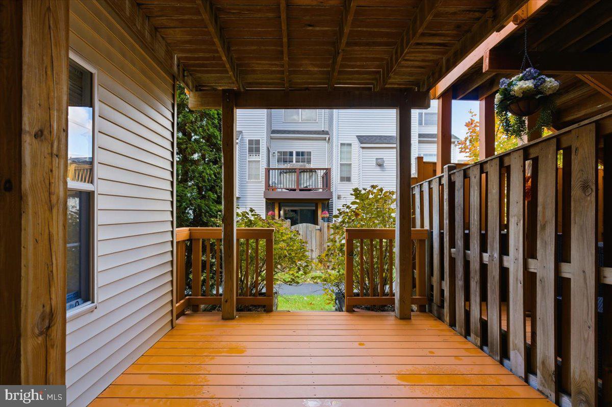 6636 HUNTER CREEK LN, ALEXANDRIA, Virginia 22315, 3 Bedrooms Bedrooms, ,3 BathroomsBathrooms,Residential,For sale,6636 HUNTER CREEK LN,VAFX2276974 MLS # VAFX2276974 6636 HUNTER CREEK LN, ALEXANDRIA, Virginia 22315, 3 Bedrooms Bedrooms, ,3 BathroomsBathrooms,Residential,For sale,6636 HUNTER CREEK LN,VAFX2276974 MLS # VAFX2276974