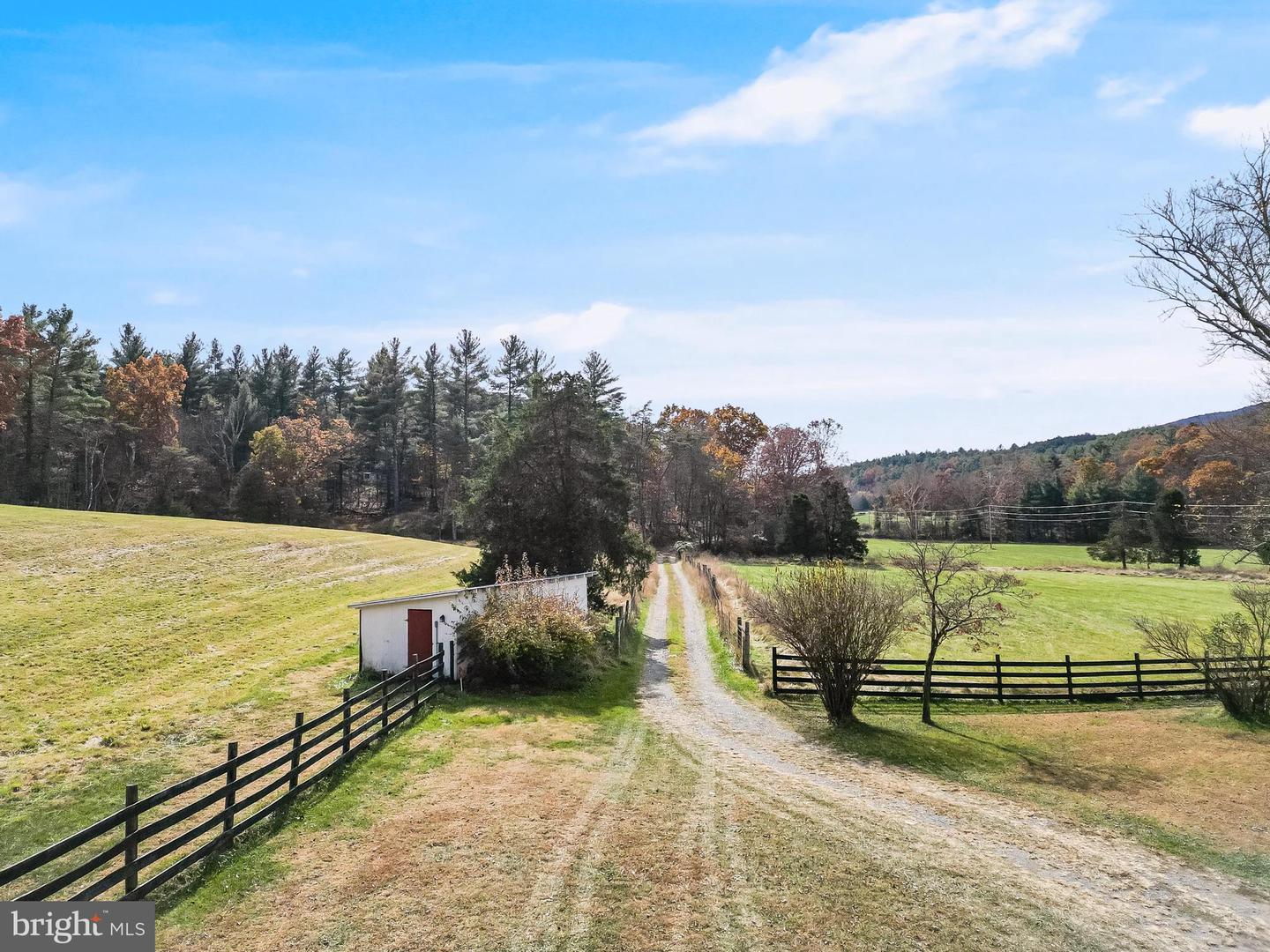 19442 RUNIONS CREEK RD, BROADWAY, Virginia 22815, 4 Bedrooms Bedrooms, ,1 BathroomBathrooms,Residential,For sale,19442 RUNIONS CREEK RD,VARO2002676 MLS # VARO2002676 19442 RUNIONS CREEK RD, BROADWAY, Virginia 22815, 4 Bedrooms Bedrooms, ,1 BathroomBathrooms,Residential,For sale,19442 RUNIONS CREEK RD,VARO2002676 MLS # VARO2002676