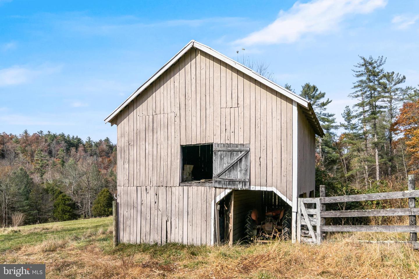 19442 RUNIONS CREEK RD, BROADWAY, Virginia 22815, 4 Bedrooms Bedrooms, ,1 BathroomBathrooms,Residential,For sale,19442 RUNIONS CREEK RD,VARO2002676 MLS # VARO2002676 19442 RUNIONS CREEK RD, BROADWAY, Virginia 22815, 4 Bedrooms Bedrooms, ,1 BathroomBathrooms,Residential,For sale,19442 RUNIONS CREEK RD,VARO2002676 MLS # VARO2002676