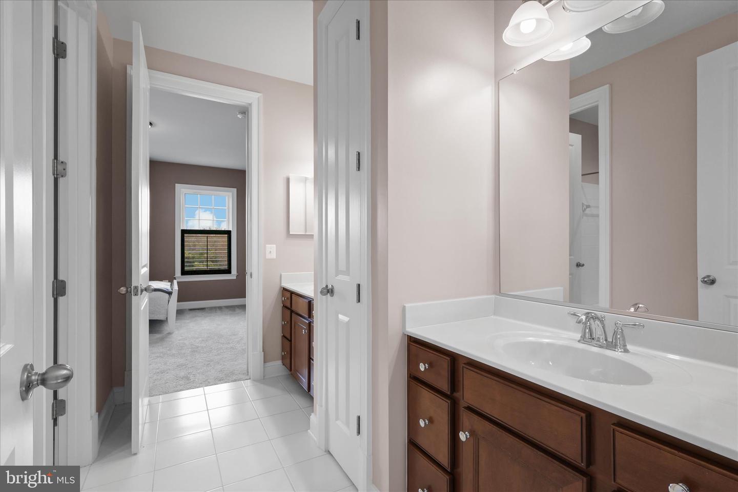 25970 LIQUIDAMBAR LN, ALDIE, Virginia 20105, 5 Bedrooms Bedrooms, ,4 BathroomsBathrooms,Residential,For sale,25970 LIQUIDAMBAR LN,VALO2110112 MLS # VALO2110112 25970 LIQUIDAMBAR LN, ALDIE, Virginia 20105, 5 Bedrooms Bedrooms, ,4 BathroomsBathrooms,Residential,For sale,25970 LIQUIDAMBAR LN,VALO2110112 MLS # VALO2110112