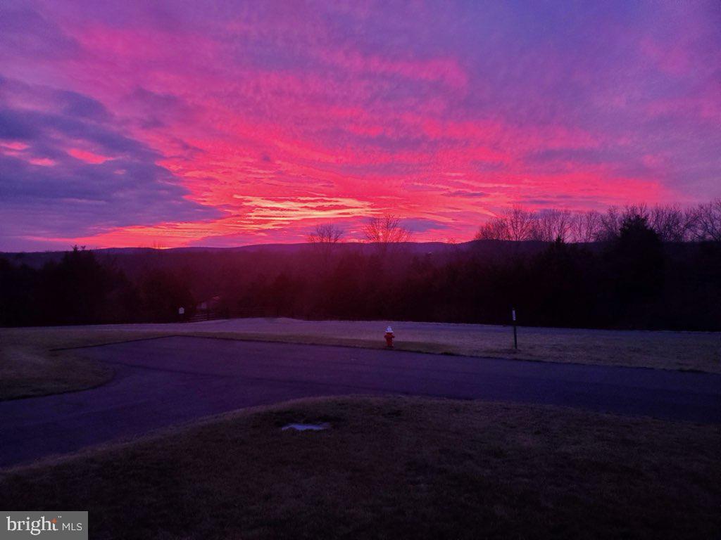 25970 LIQUIDAMBAR LN, ALDIE, Virginia 20105, 5 Bedrooms Bedrooms, ,4 BathroomsBathrooms,Residential,For sale,25970 LIQUIDAMBAR LN,VALO2110112 MLS # VALO2110112 25970 LIQUIDAMBAR LN, ALDIE, Virginia 20105, 5 Bedrooms Bedrooms, ,4 BathroomsBathrooms,Residential,For sale,25970 LIQUIDAMBAR LN,VALO2110112 MLS # VALO2110112