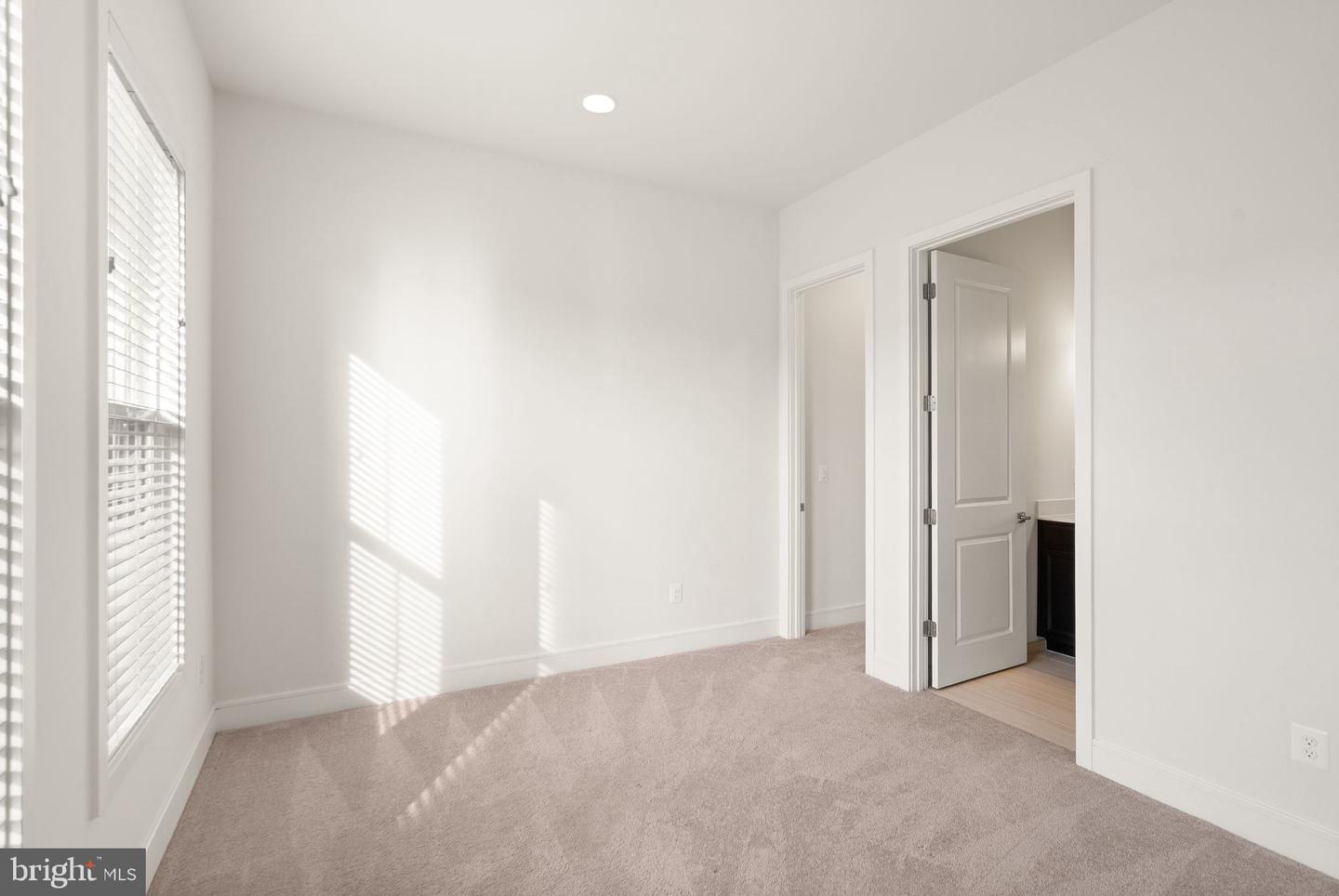 23751 ALTON RIDGE PL, ALDIE, Virginia 20105, 6 Bedrooms Bedrooms, 21 Rooms Rooms,5 BathroomsBathrooms,Residential,For sale,23751 ALTON RIDGE PL,VALO2110114 MLS # VALO2110114 23751 ALTON RIDGE PL, ALDIE, Virginia 20105, 6 Bedrooms Bedrooms, 21 Rooms Rooms,5 BathroomsBathrooms,Residential,For sale,23751 ALTON RIDGE PL,VALO2110114 MLS # VALO2110114